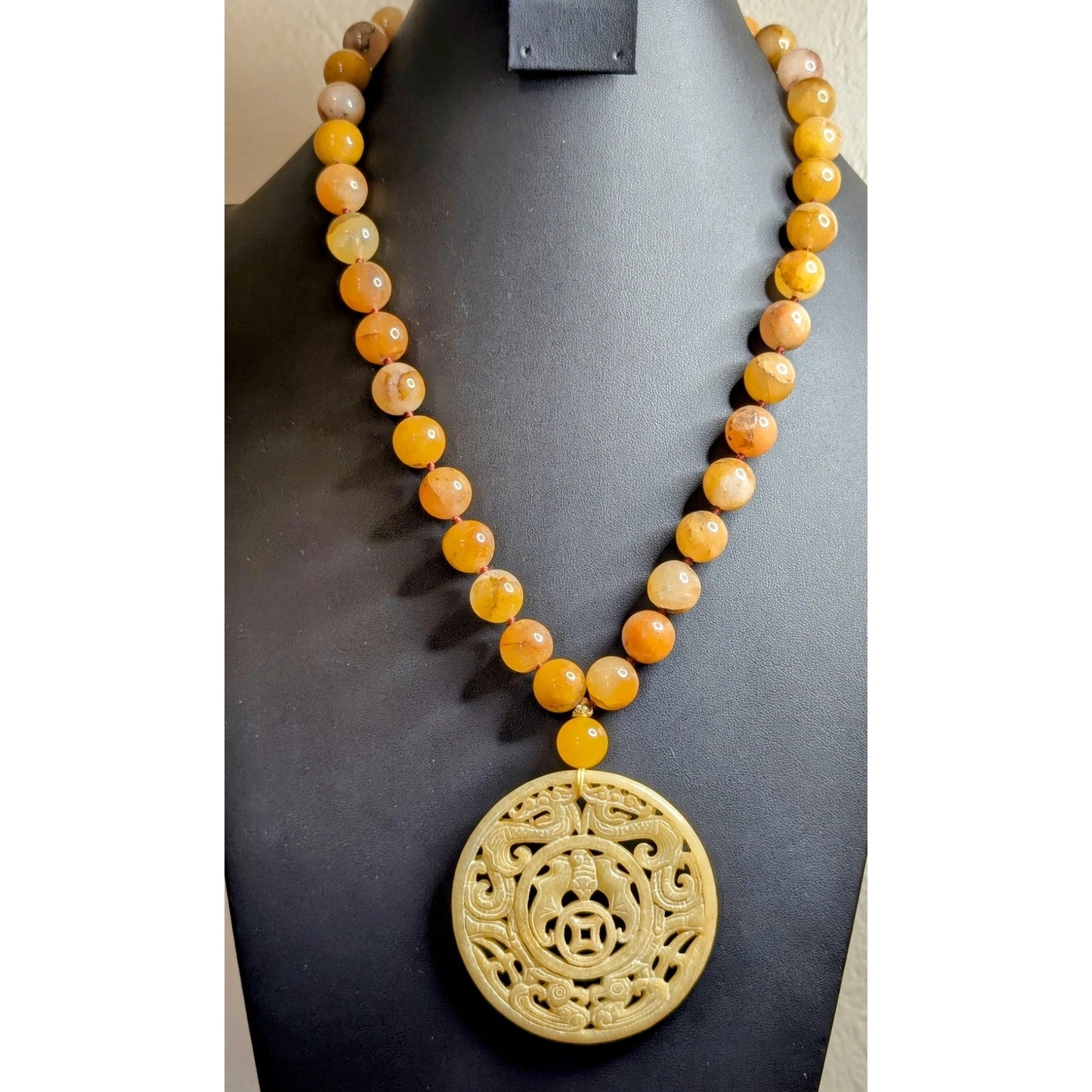 24" Asian Motif Silver Tone Carved Jade & 14mm Peach Aventurine Necklace 177.1g