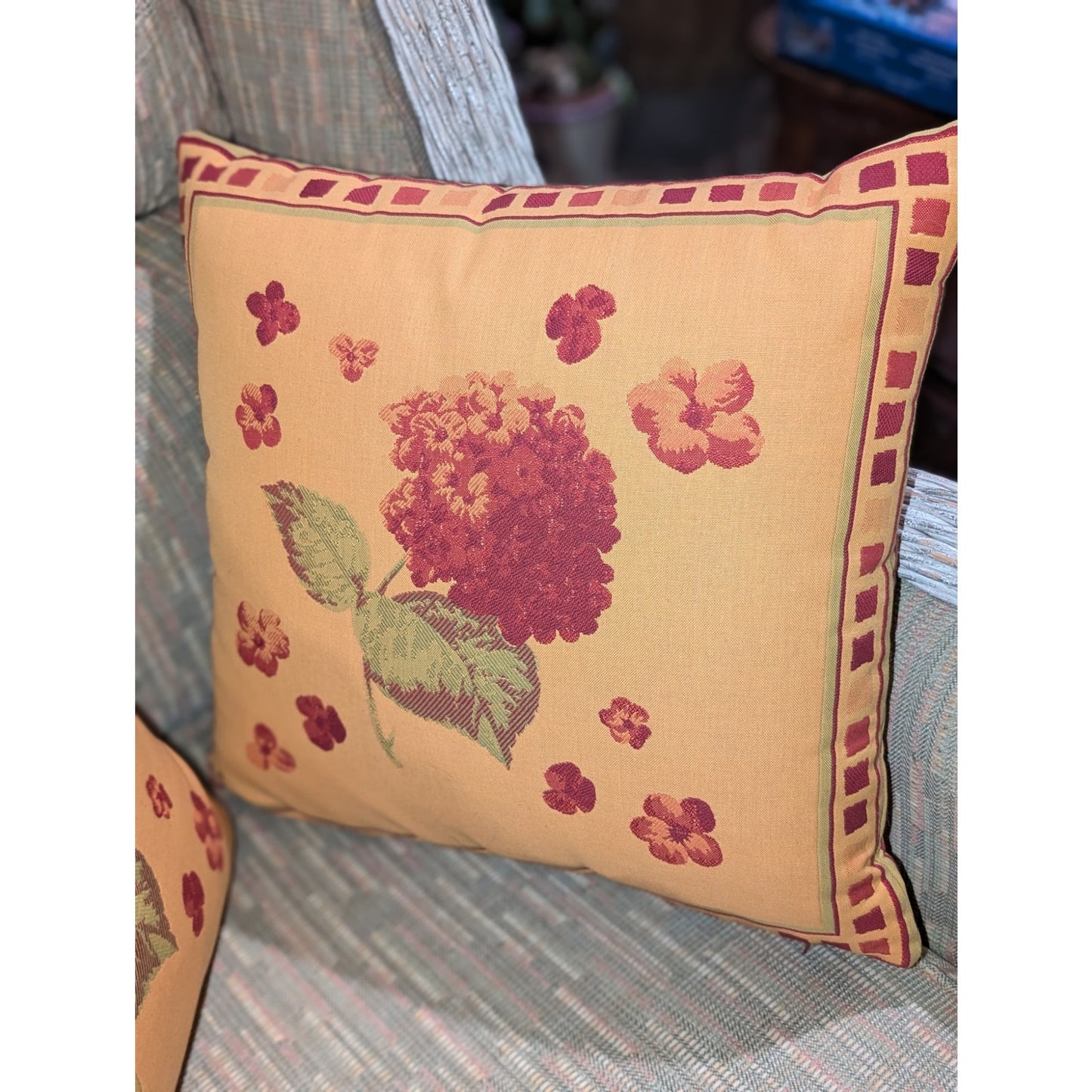 Madura France Cotton Yellow Red Green Floral Set of 20 x 20 Pillows W/ Inserts