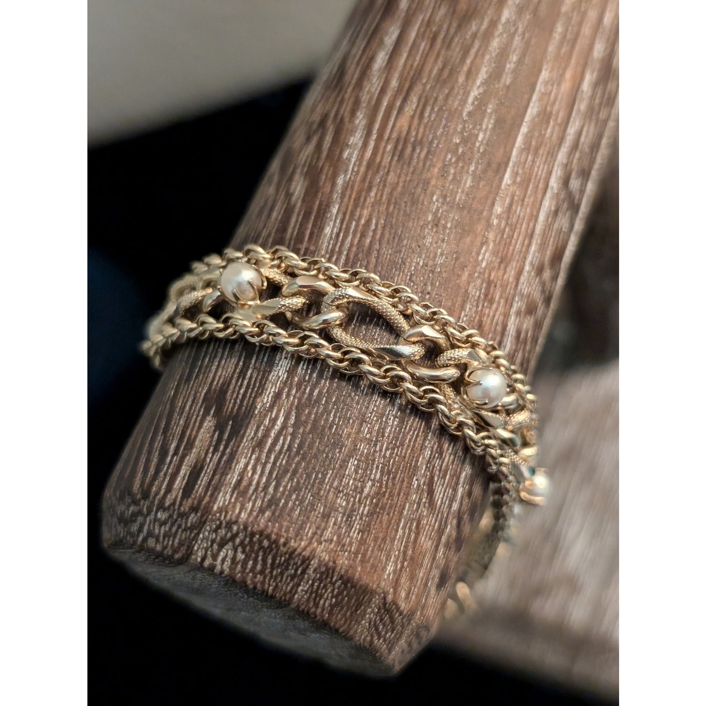Vintage 1950s Mid-Century Exceptional Pearl Chain Link Bracelet W/ Safety Chain
