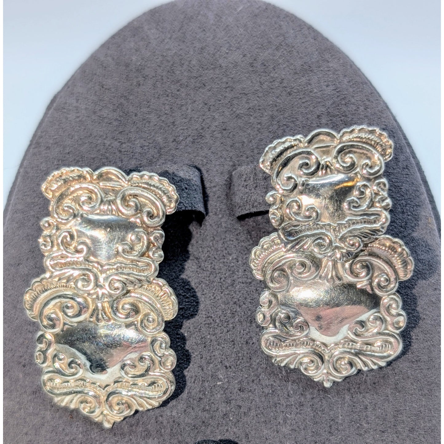 VTG Art Nouveau 925 Sterling Silver Doorknocker Embossed Ornate Drop Earrings