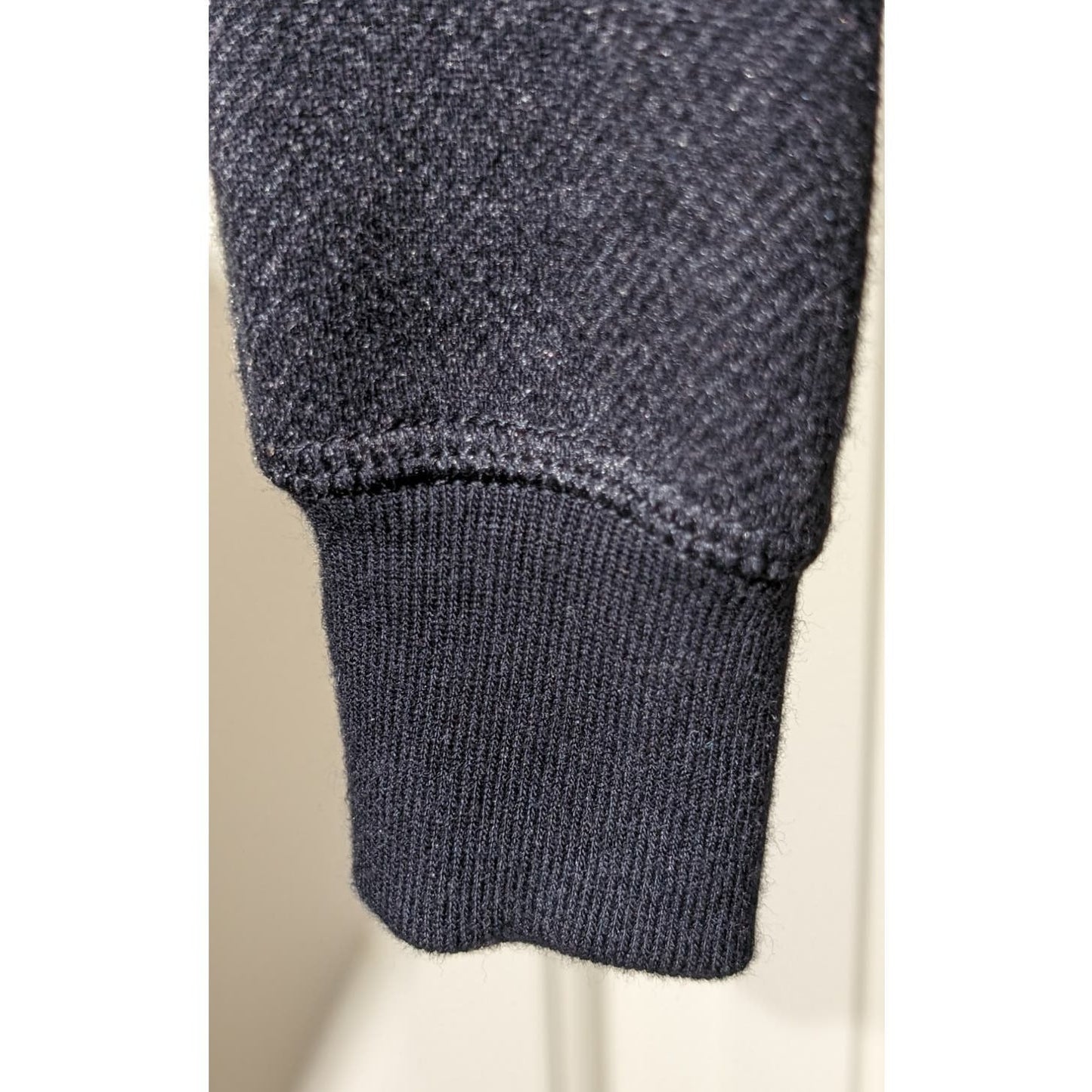 Cremieux Gray Herringbone Pattern Patch Sleeve Quarter Zip Pullover Mens Sz S