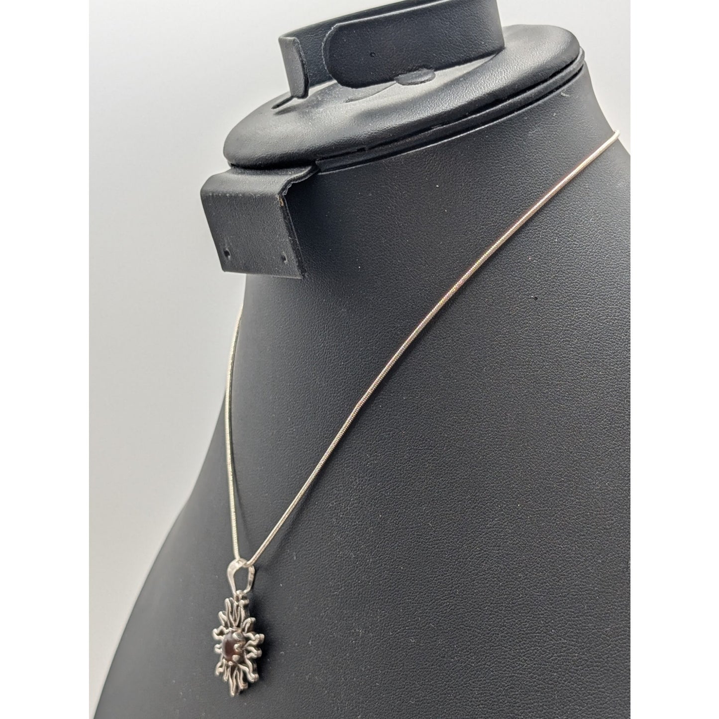 Vtg 925 Sterling Silver Amber Color Stone Sunburst Pendant 16" Chain Necklace