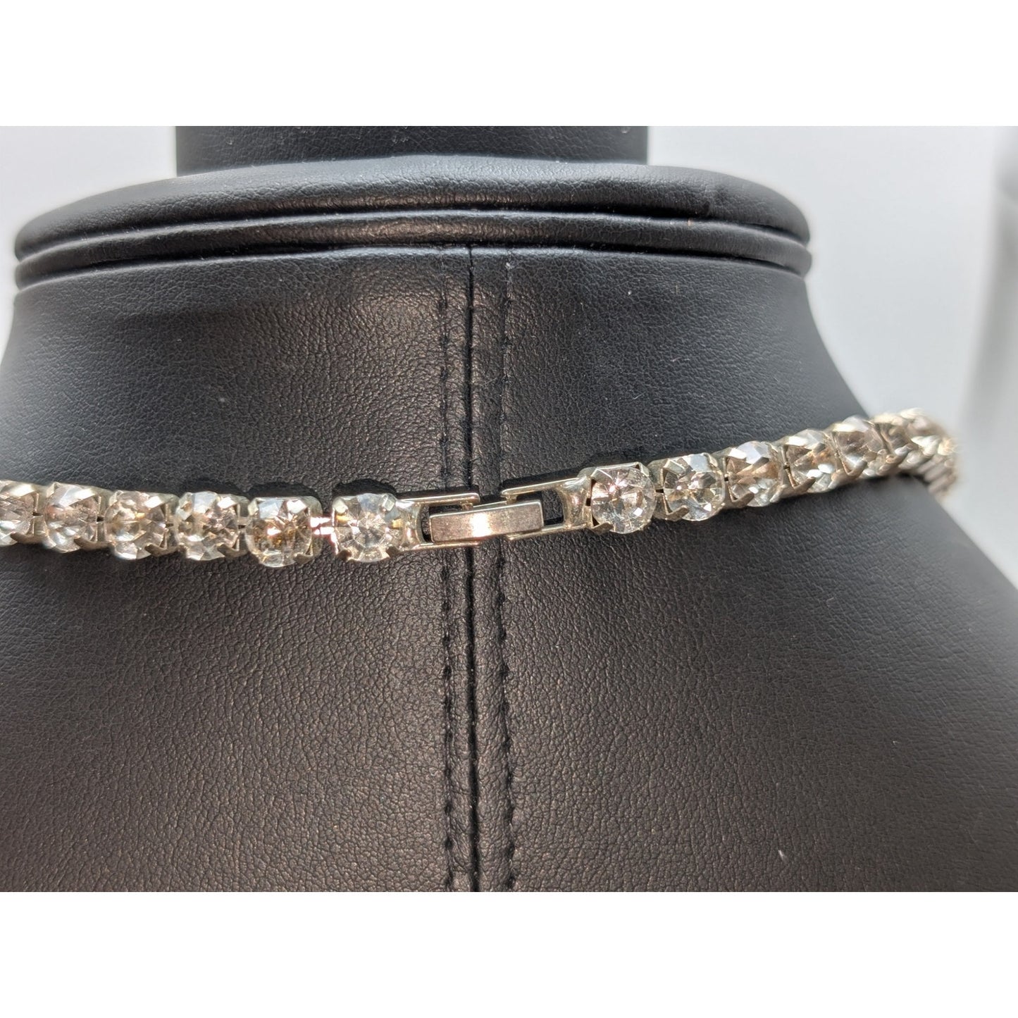 Vtg 6mm All Rhinestone Single Strand Fold Over Clasp Silver Tone 18" Necklace