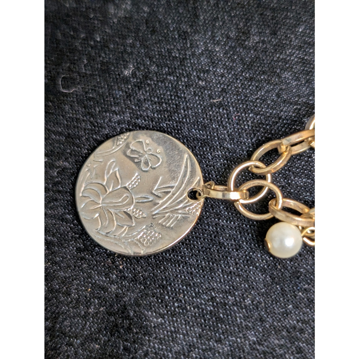 Vintage Gold Tone Charm Bracelet