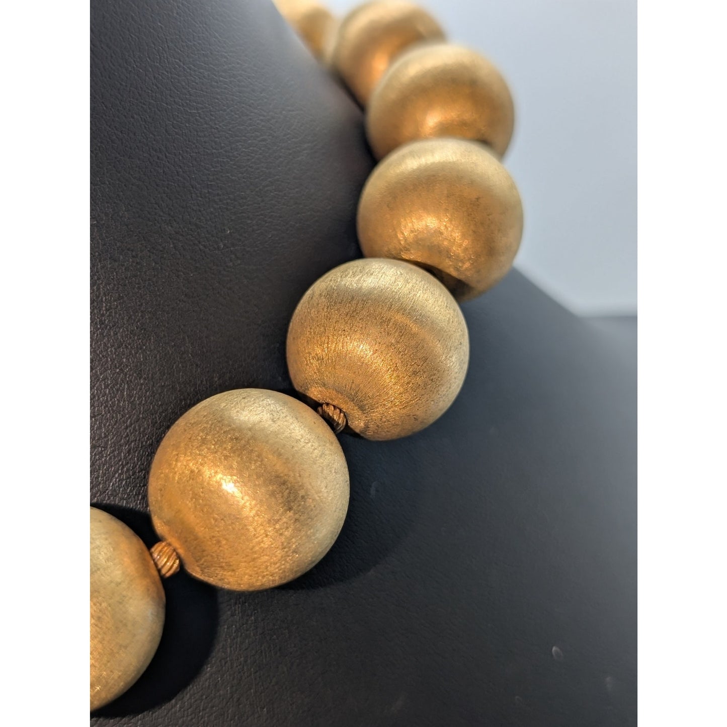 VENDOME Signed Vintage 1960s Chunky Satin Finished Gold Tone Beaded Necklace