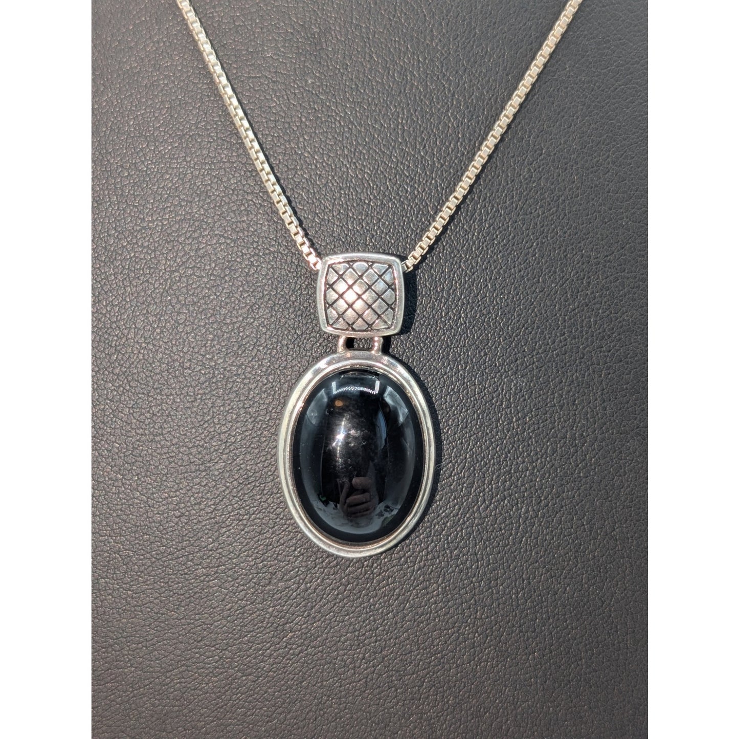 Vintage 925 Sterling Silver Black Onyx Pendant 18" Box Chain Necklace 10.82g