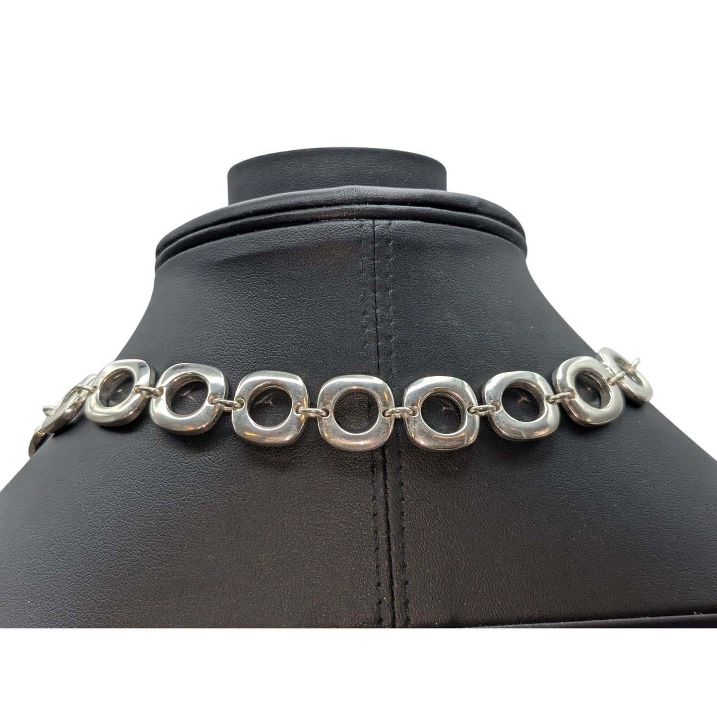 Silver Tone Chunky Squared Off Circle Chain Link Toggle Clasp 17.5" Necklace