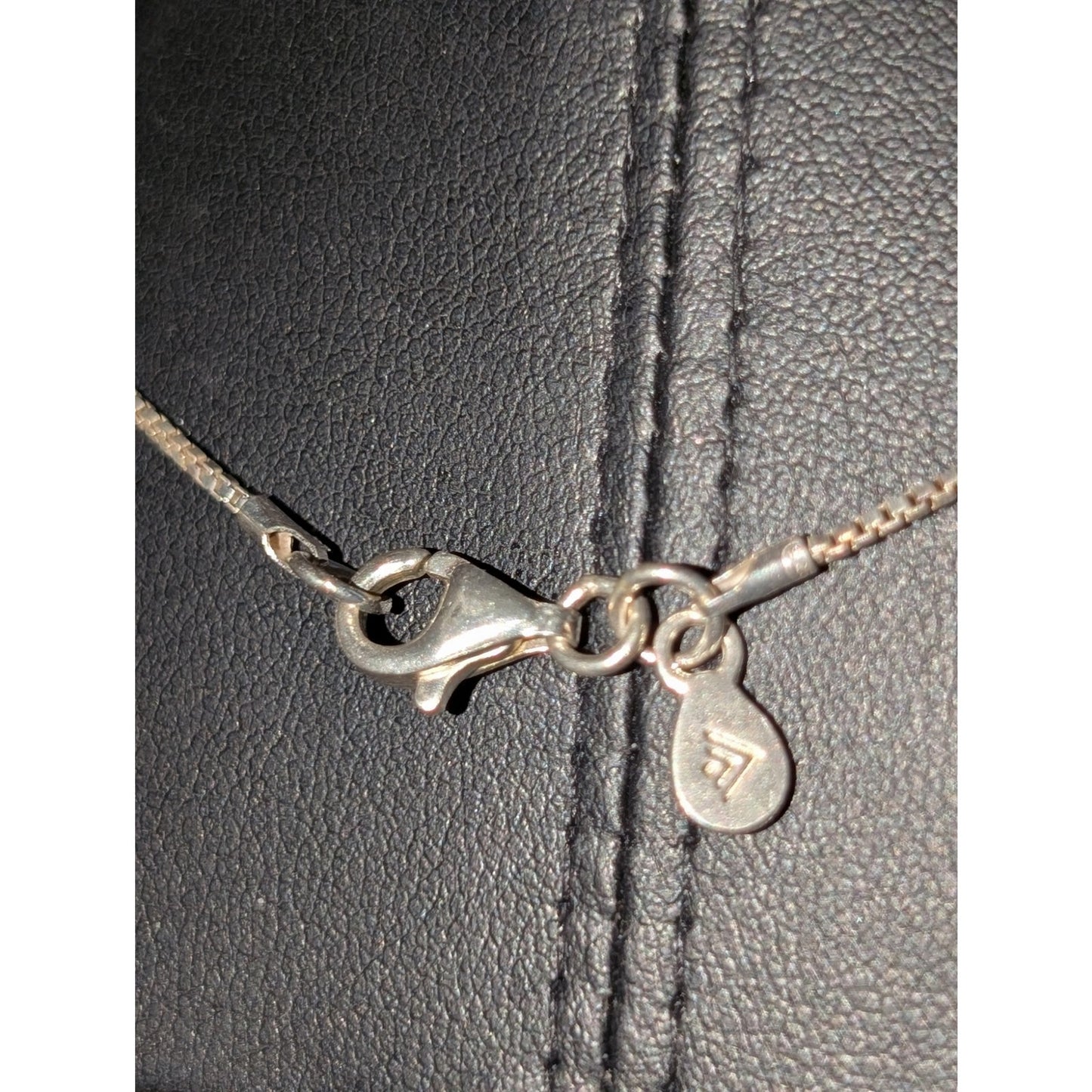 Silpada Dove with Olive Branch 925 Sterling Silver 16" Box Chain Necklace