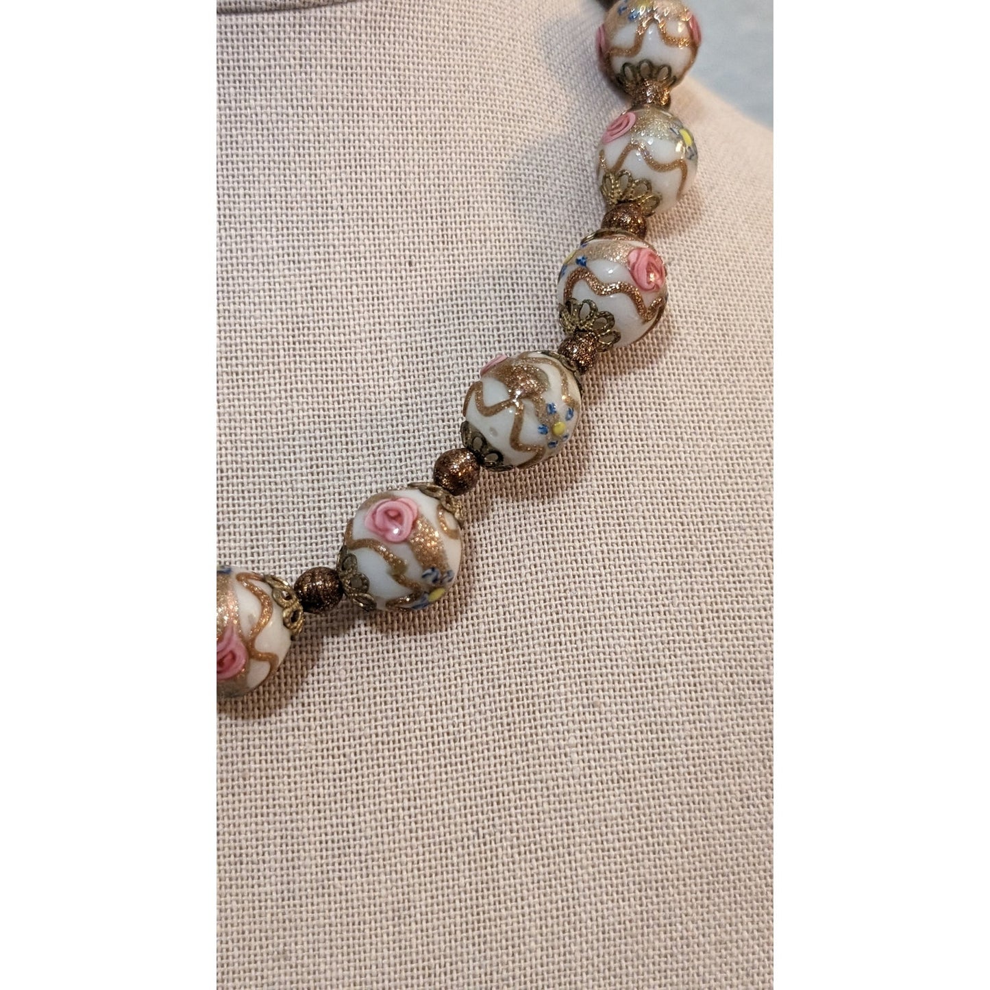 Vintage Venetian Glass Wedding Cake White Bases Roses 16" Necklace