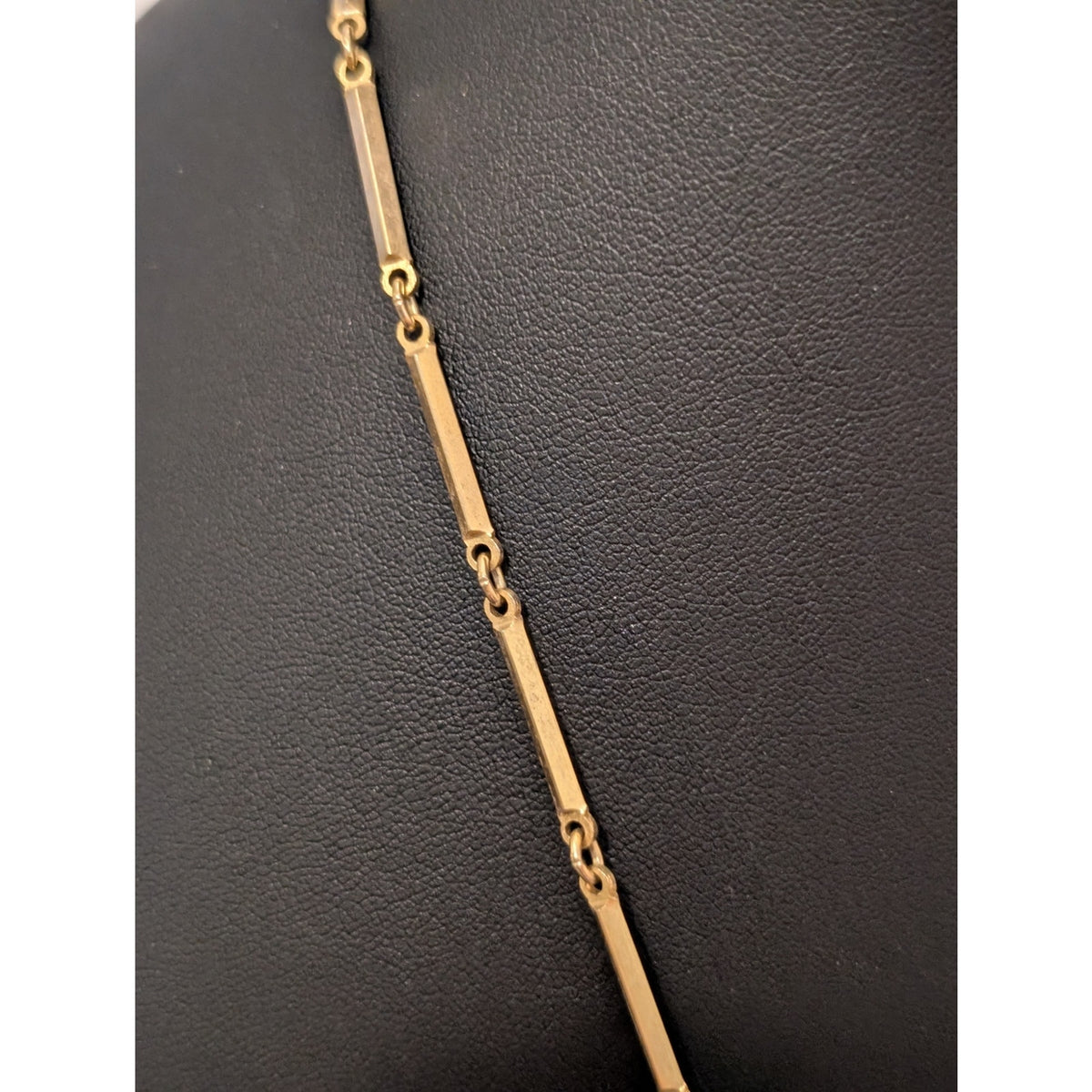 Vtg Gold Tone Bar & Green Black Art Glass Beaded Necklace W/ Barrel Screw Clasp