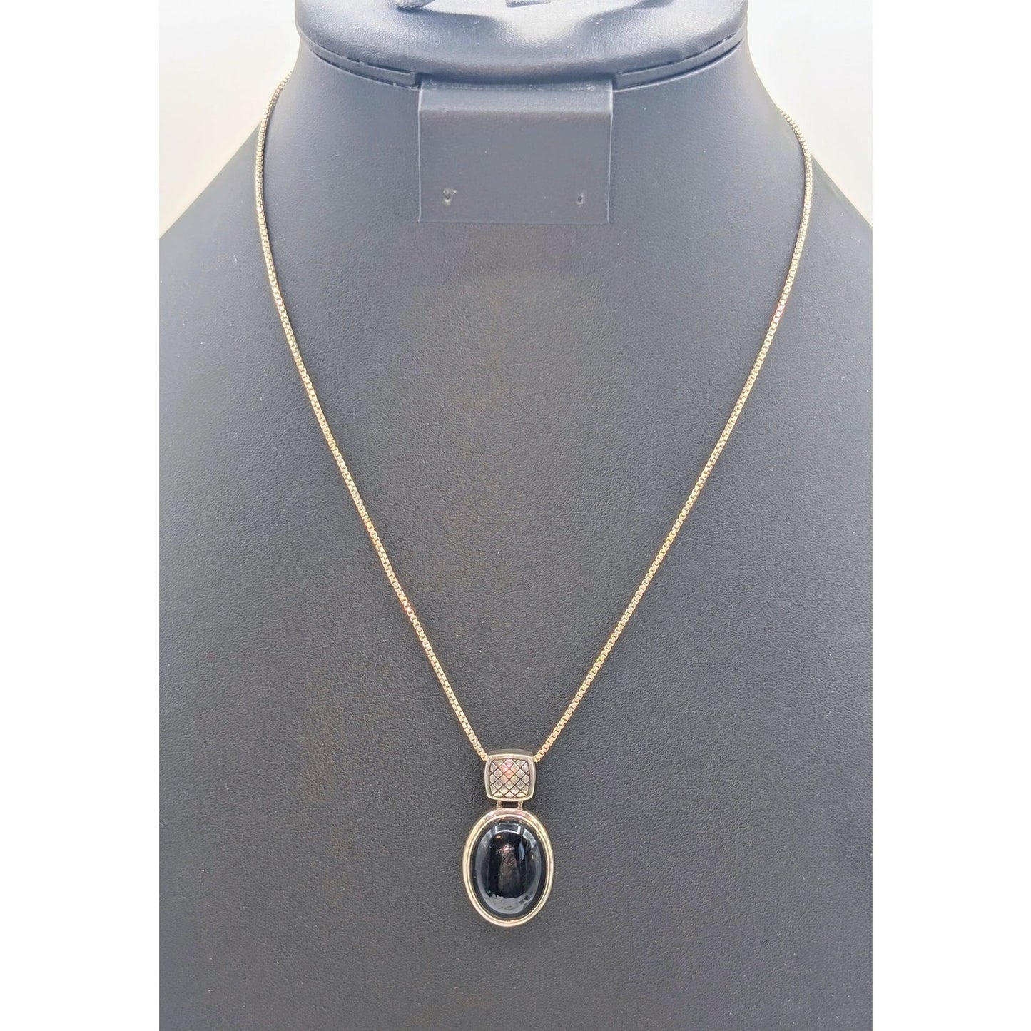 Vintage 925 Sterling Silver Black Onyx Pendant 18" Box Chain Necklace 10.82g