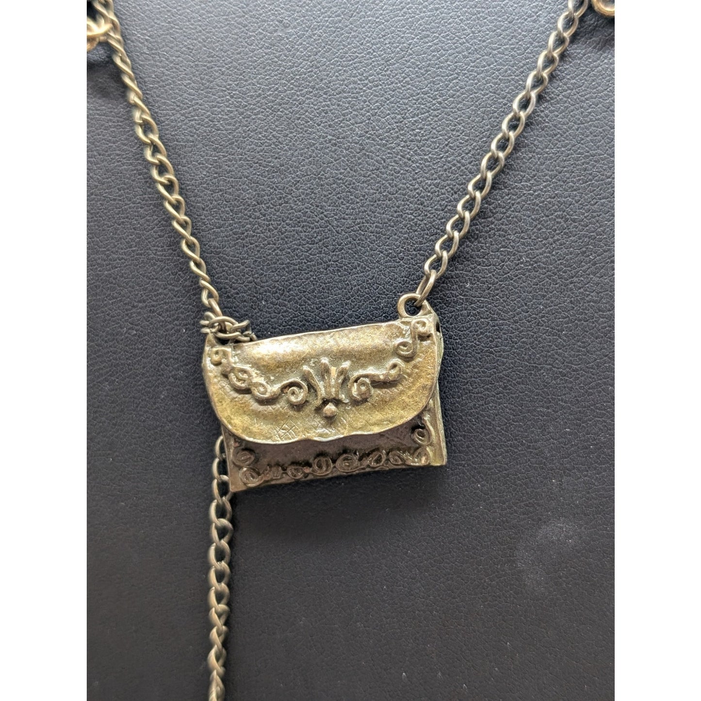 Jet'aime VTG Brass Necklace & Made to Look Antique Filigree Pendant Necklace Lot