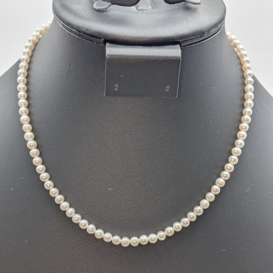 Vtg Approx. 5mm Genuine Pearl 17" Necklace W/ 14k Yellow Gold Clasp Marked 585