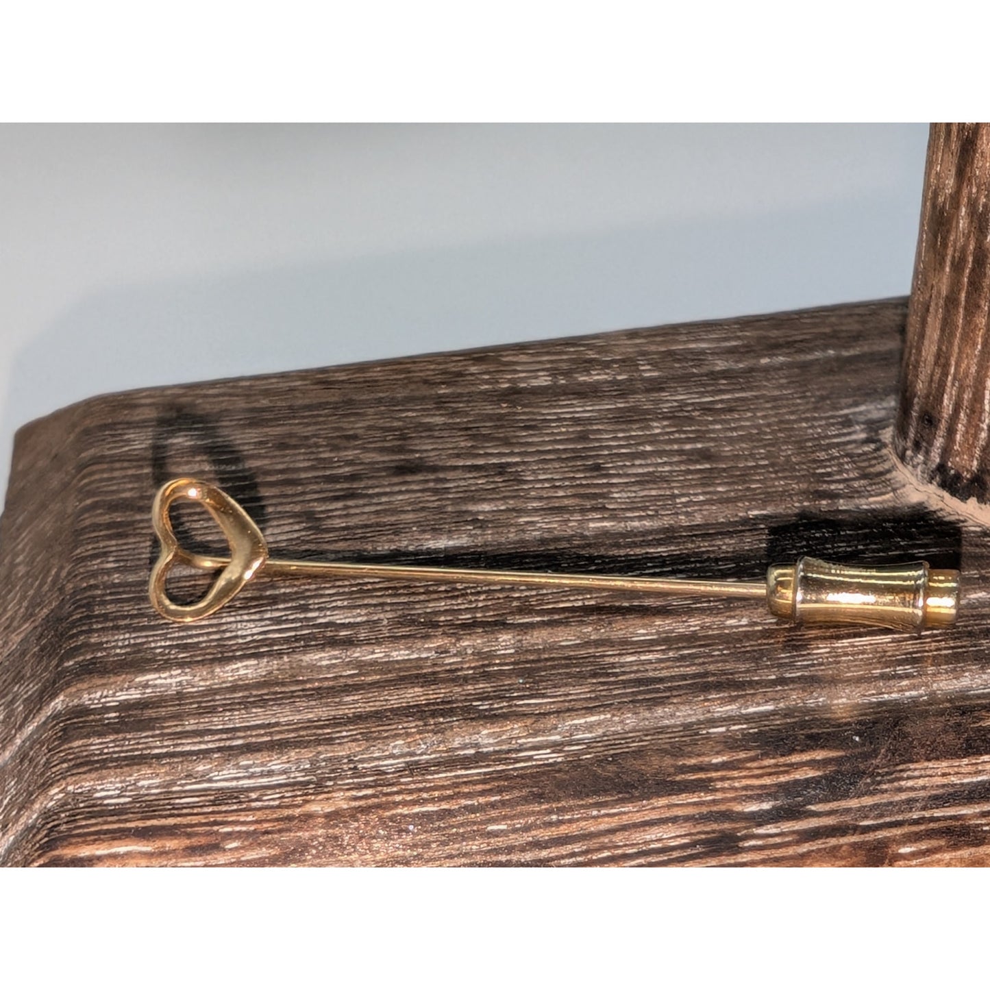Marked 14K Gold Open Heart Stick Pin 1.2g