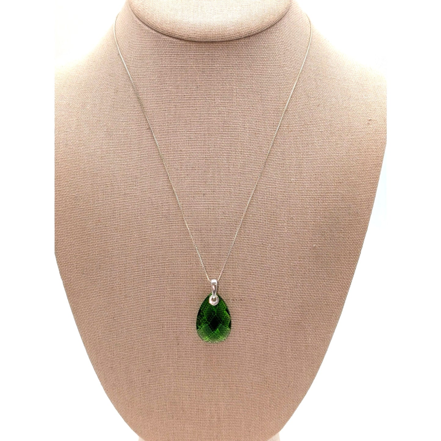 925 Sterling Silver Green Faceted Crystal Teardrop Pendant 18.5" Necklace