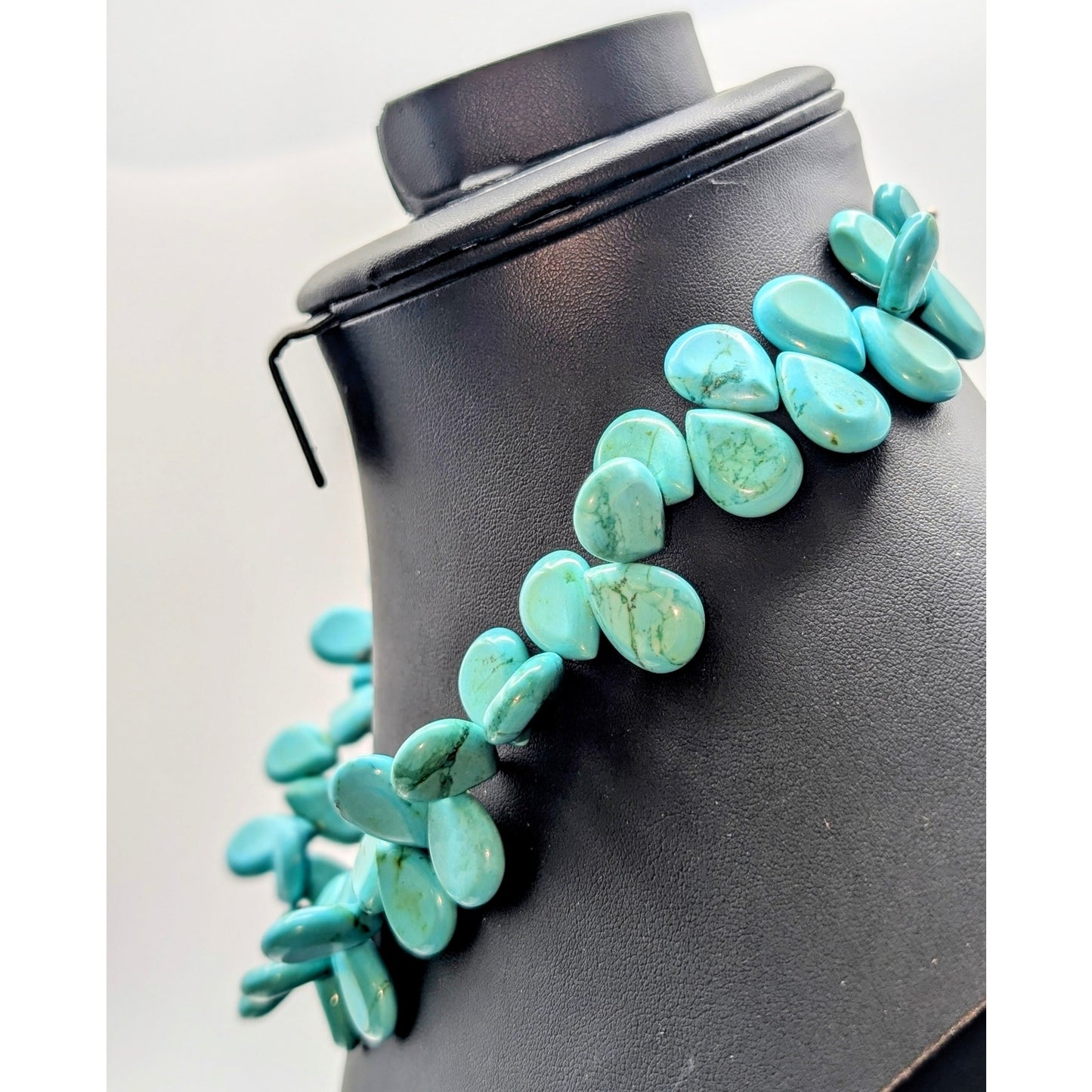 Blue Teardrop Petal Stone Bead Choker 17.5" Necklace