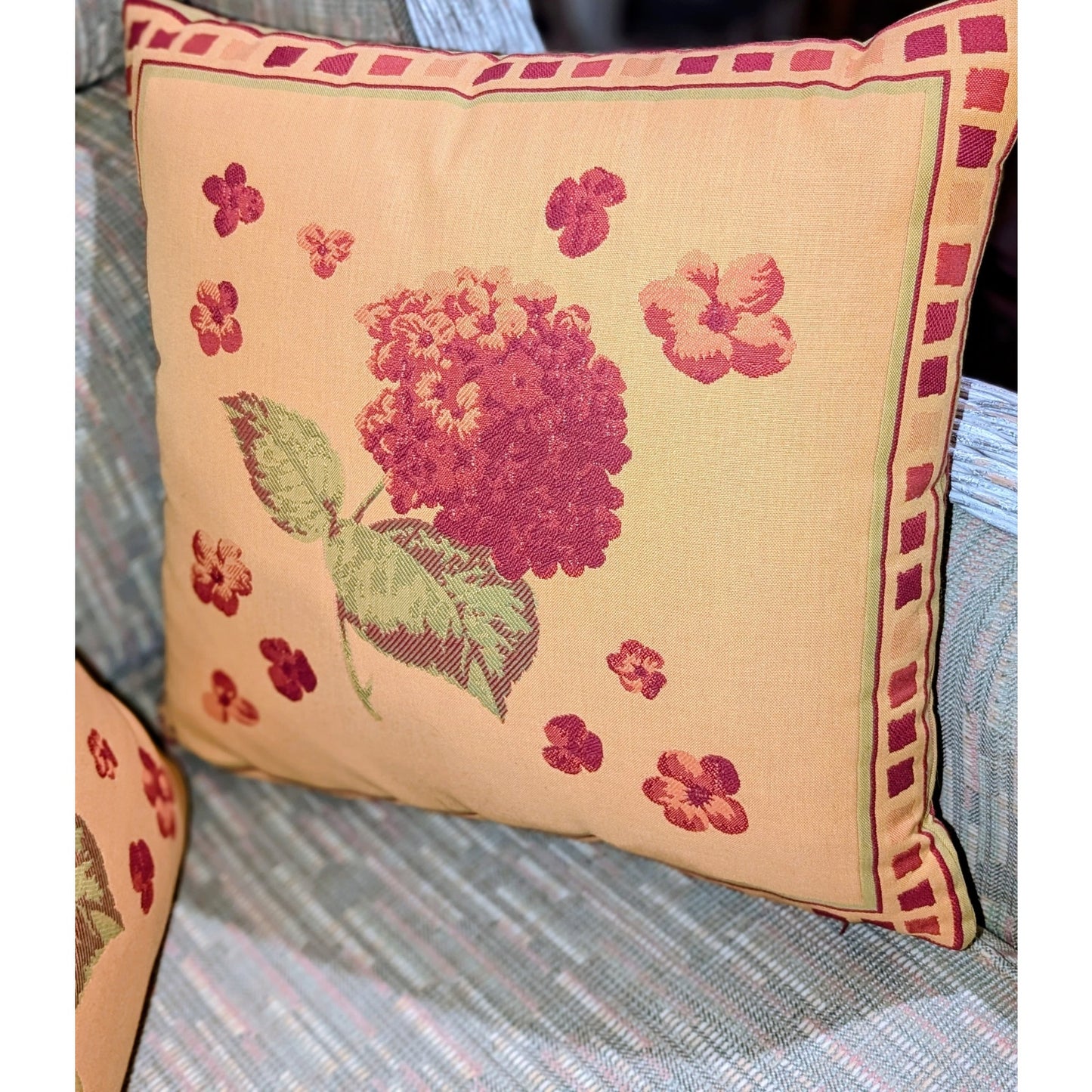 Madura France Cotton Yellow Red Green Floral Set of 20 x 20 Pillows W/ Inserts