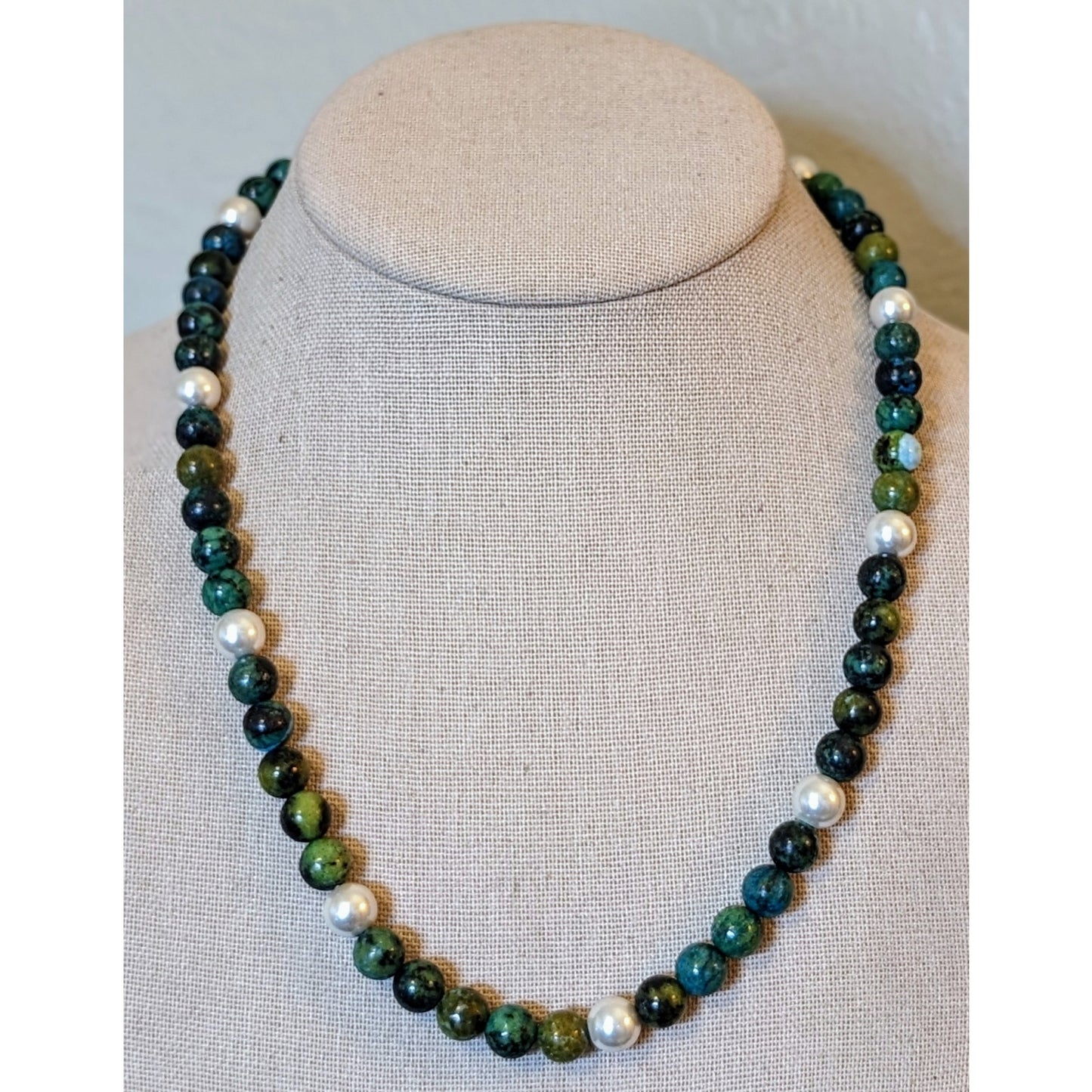 Green Stone Pearl Hematite Beaded Toggle Necklace