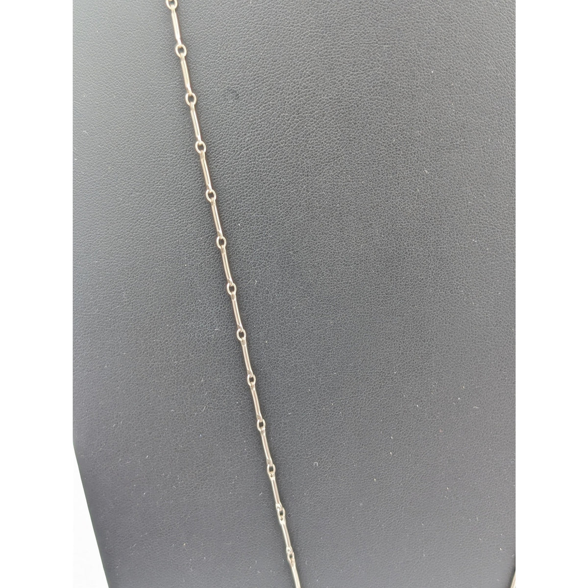 SILPADA Sterling Silver Half Moon Celestial Chic Pendant Long Bar Link Necklace