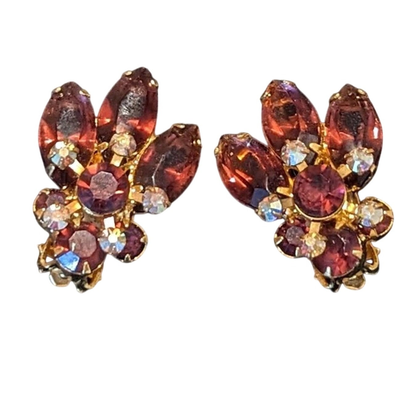 Rare Find. Vintage Juliana Vintage Purple/Mauve Clip On earrings