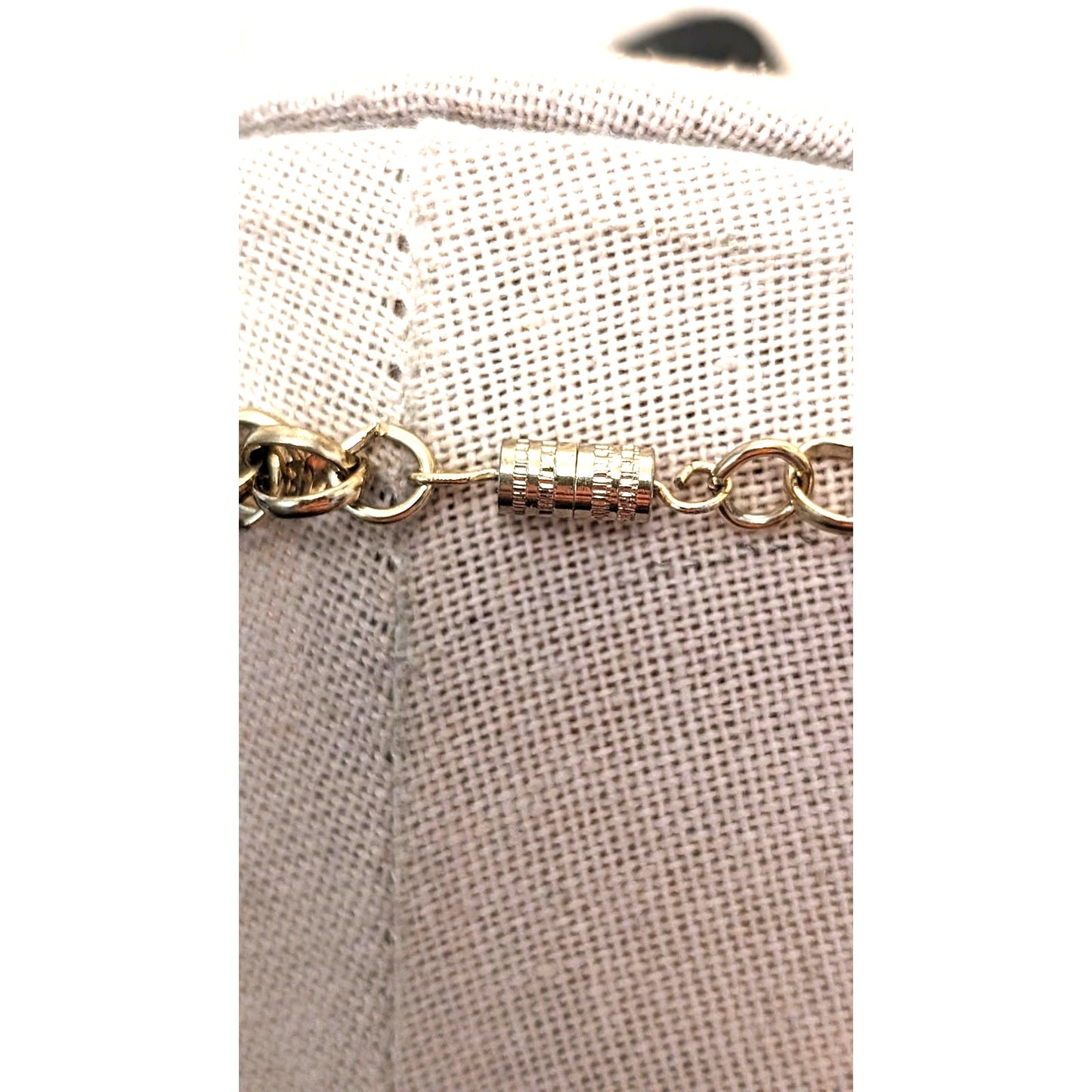 Vintage Gold Chunky Gold Tone Rope Barrel Clasp 26" Necklace