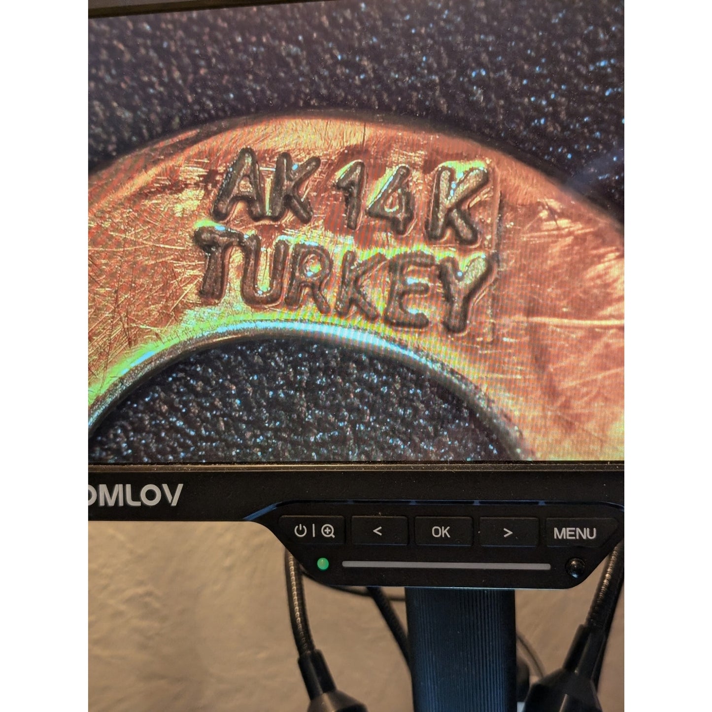 14K Gold 8" Loopy Chain Link Bracelet W/ Mariner Clasp 14g