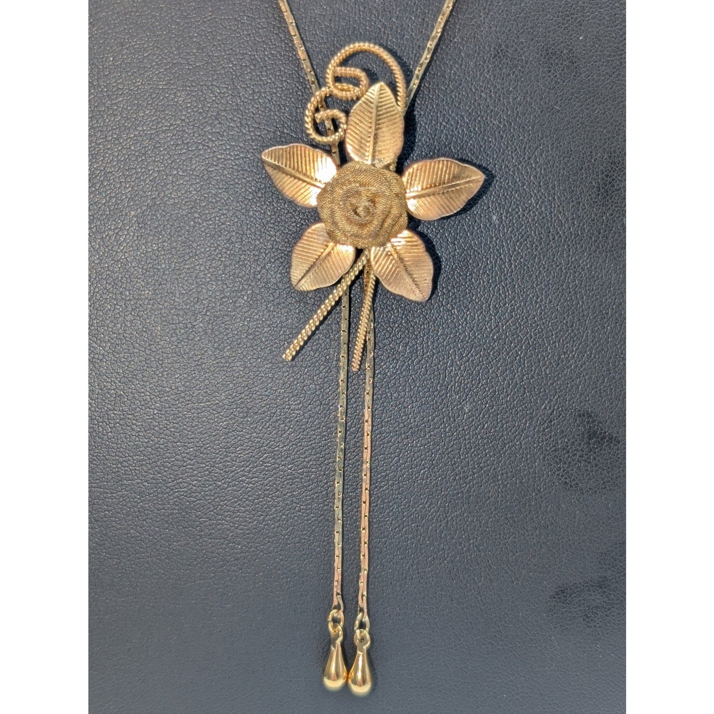 Lot of Three Gold Tone Vintage Necklaces-Mesh Flower Lariat Chain Faux Pearl