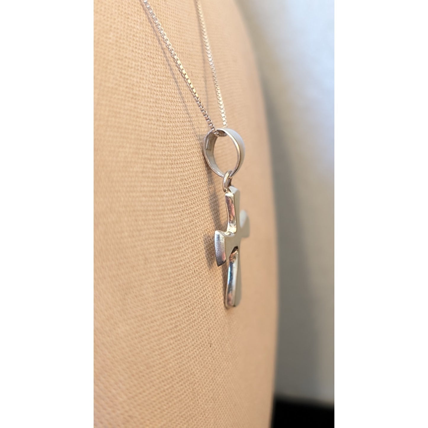 Vintage LRB Sterling Large Bale Pendant on Sterling Silver 18" Box Chain