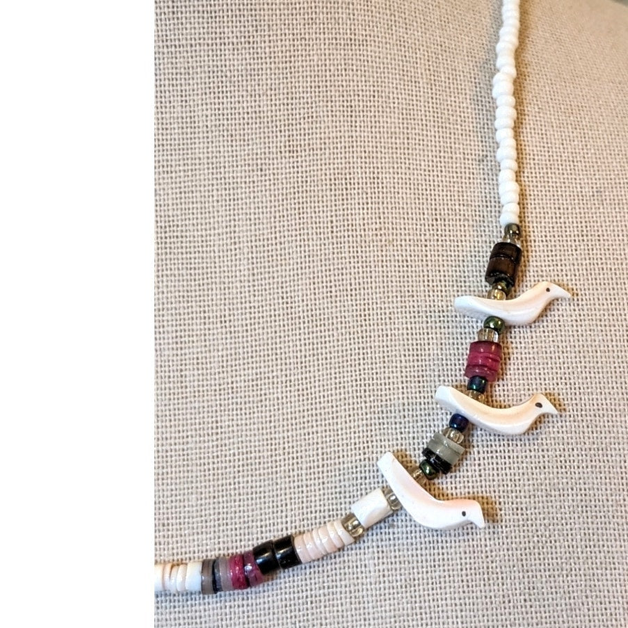 Vintage Carved Bird Fetish Heishi Beaded 18" Necklace W/ Barrel Clasp