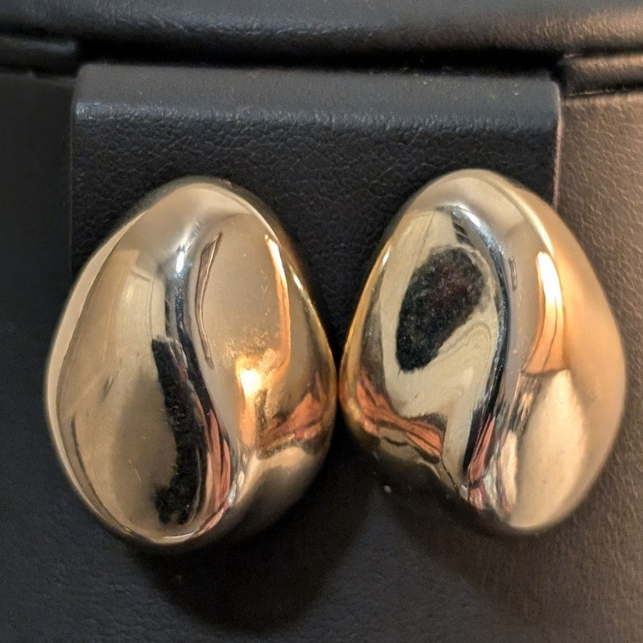 Vintage Signed TAT 80s Puffy High Polished Gold Tone Clip On Earrings