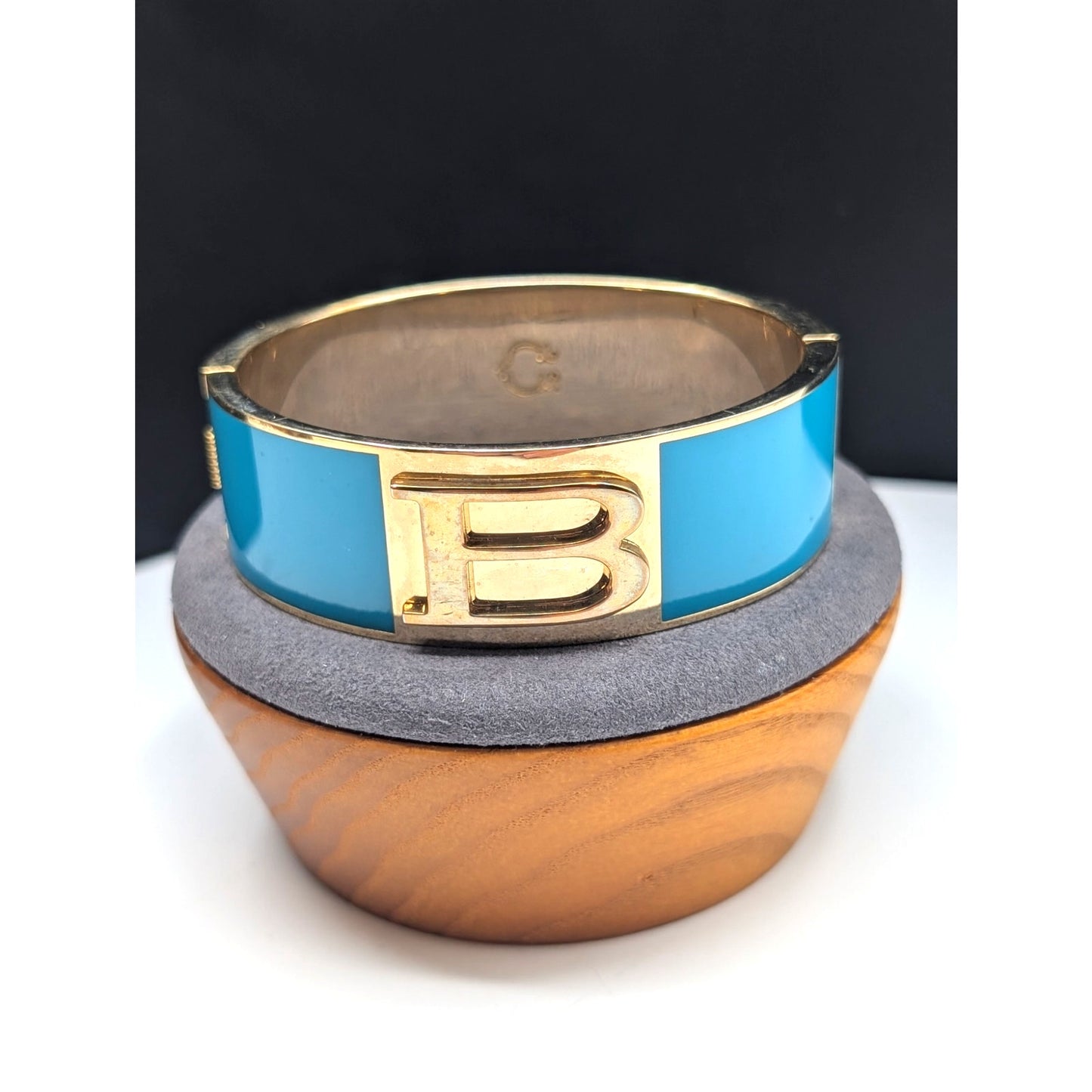 Vtg Signed Aqua Gold Tone 'B' Letter Initial Hinged Clamper Oval Bangle Bracelet
