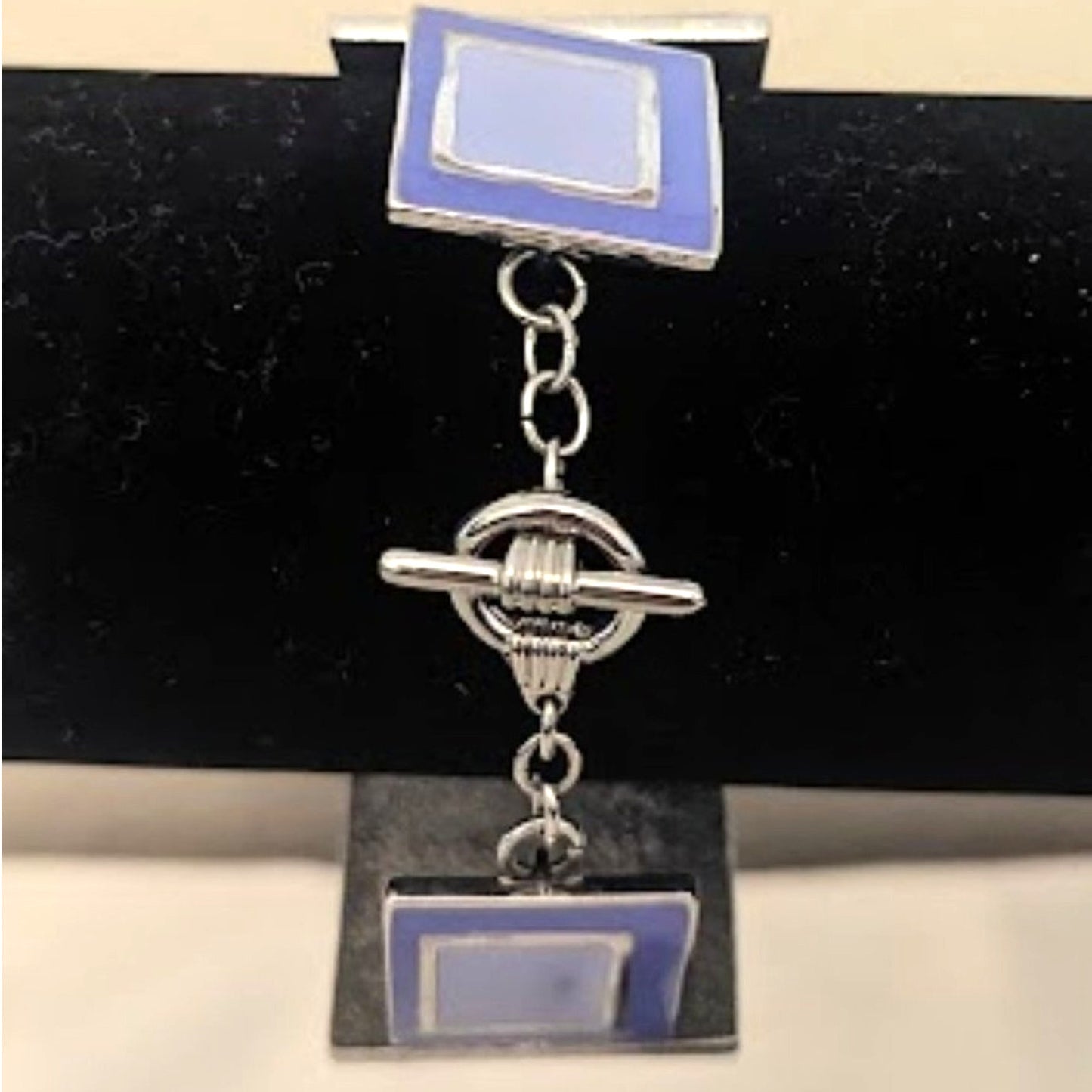 Groovy Lavender Enamel Geometric Design Graduated Silver Tone Toggle Bracelet
