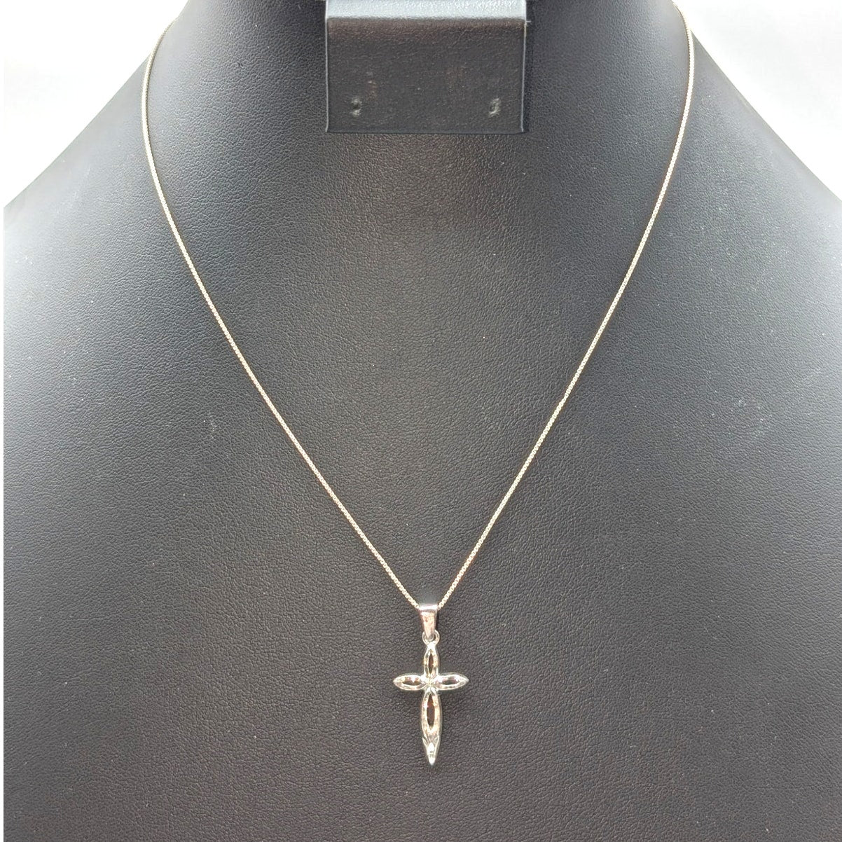 925 Sterling Silver Diamond Cut Open Cross Pendant Box Chain 17" Necklace