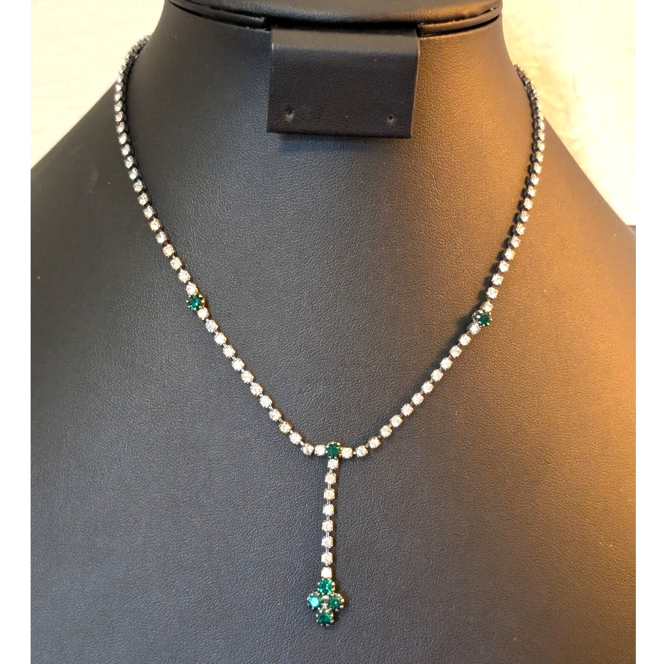 Vintage Rhinestone Green Drop Dangle Fold Over Clasp Silver Tone Necklace