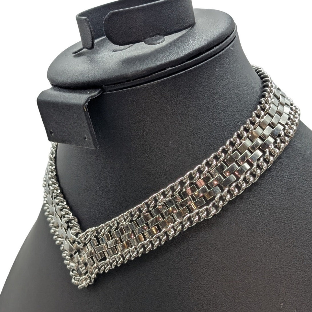 Vtg Silver Tone 3/4" Wide V Basketweave Curb Surround Chain Collar 15" Necklace