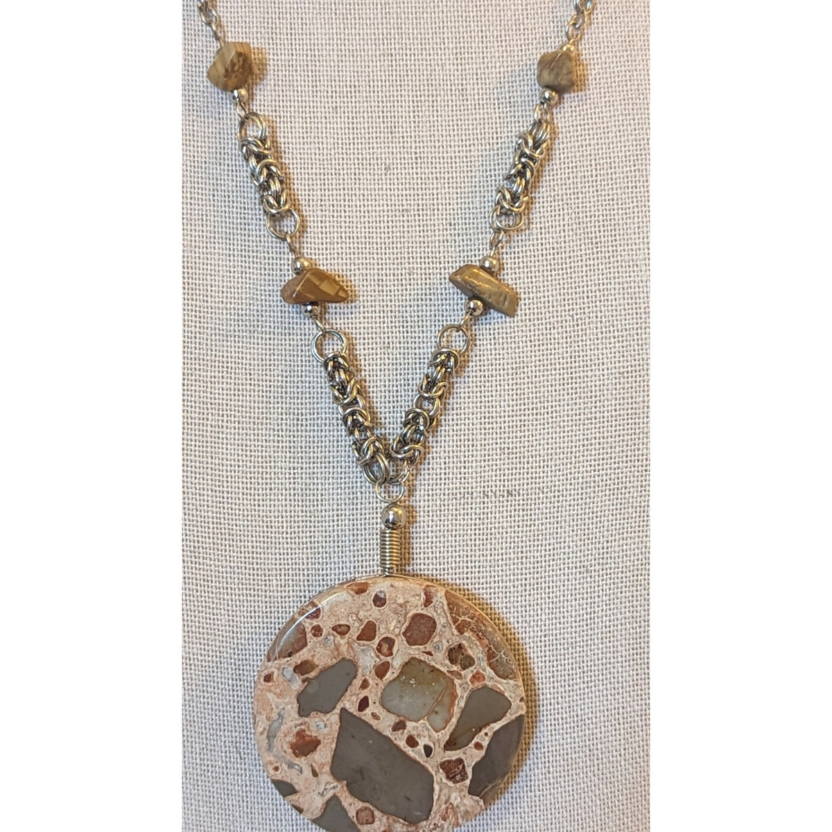 VTG Multi-Colored Brown Stone Pendant Silver Tone Chain 18" Hook Clasp Necklace