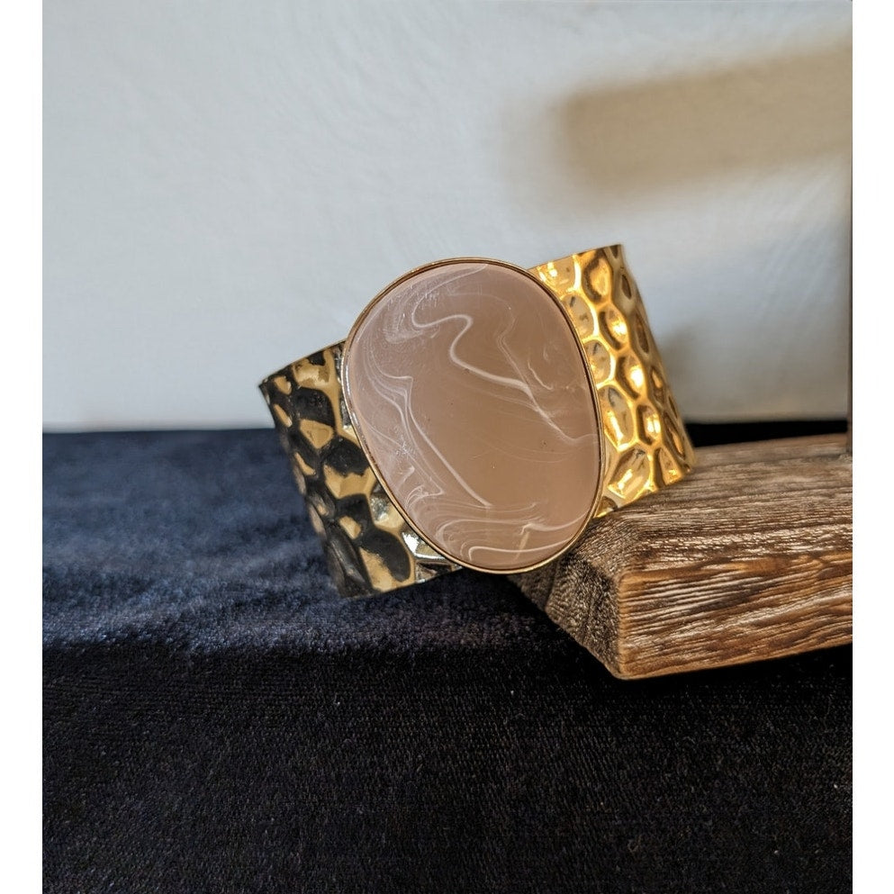 Hammered Gold Tone Cuff W/ Bezel Set Tan Swirl Faux Stone