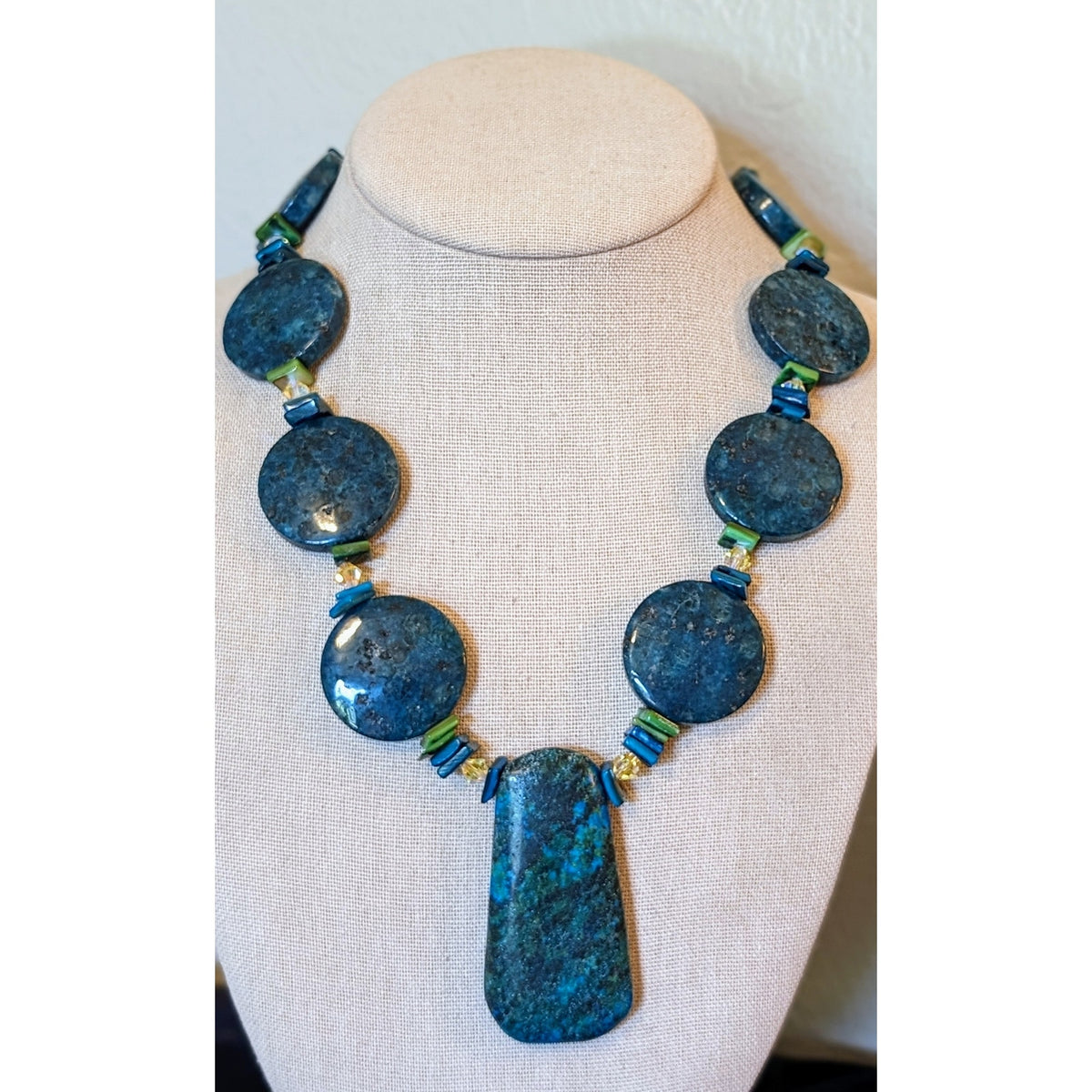 Chunky Heavy Blue Green Stone W/ Silver Toggle Clasp 20" Necklace