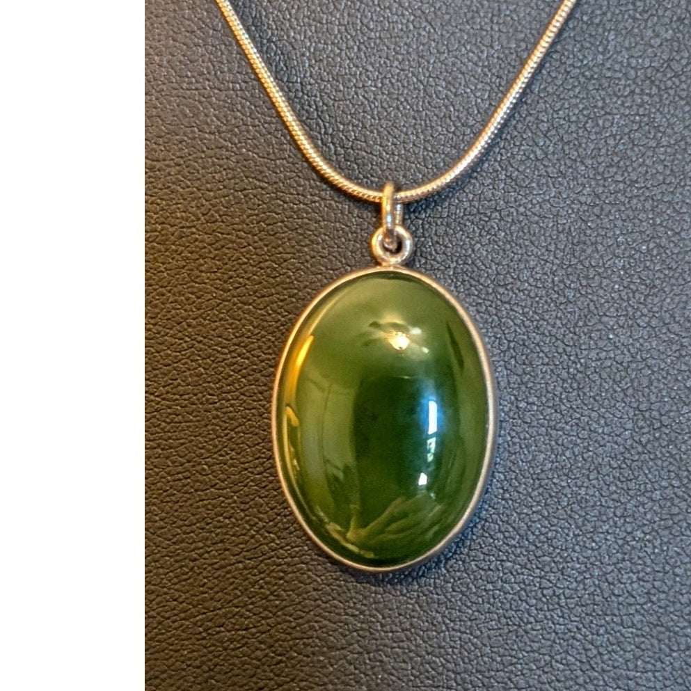 Glowing Green Stone Bezel Set in Sterling Silver & 925 Sterling Silver 20" Chain
