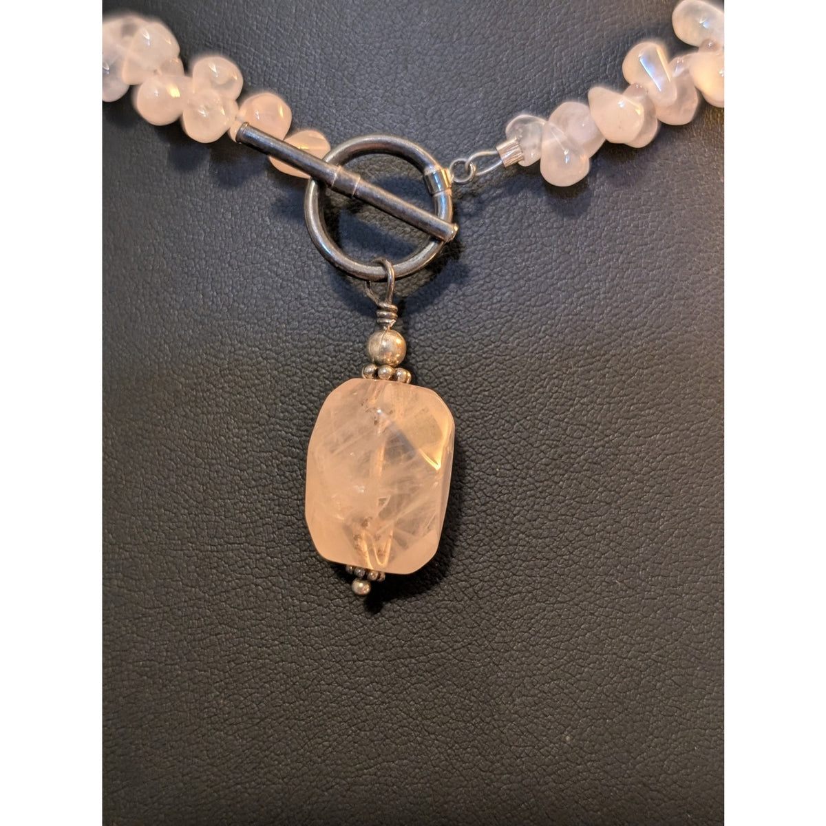 Silpada Retired Pink Rose Quartz Teardrop Stone 925 Sterling Silver Necklace