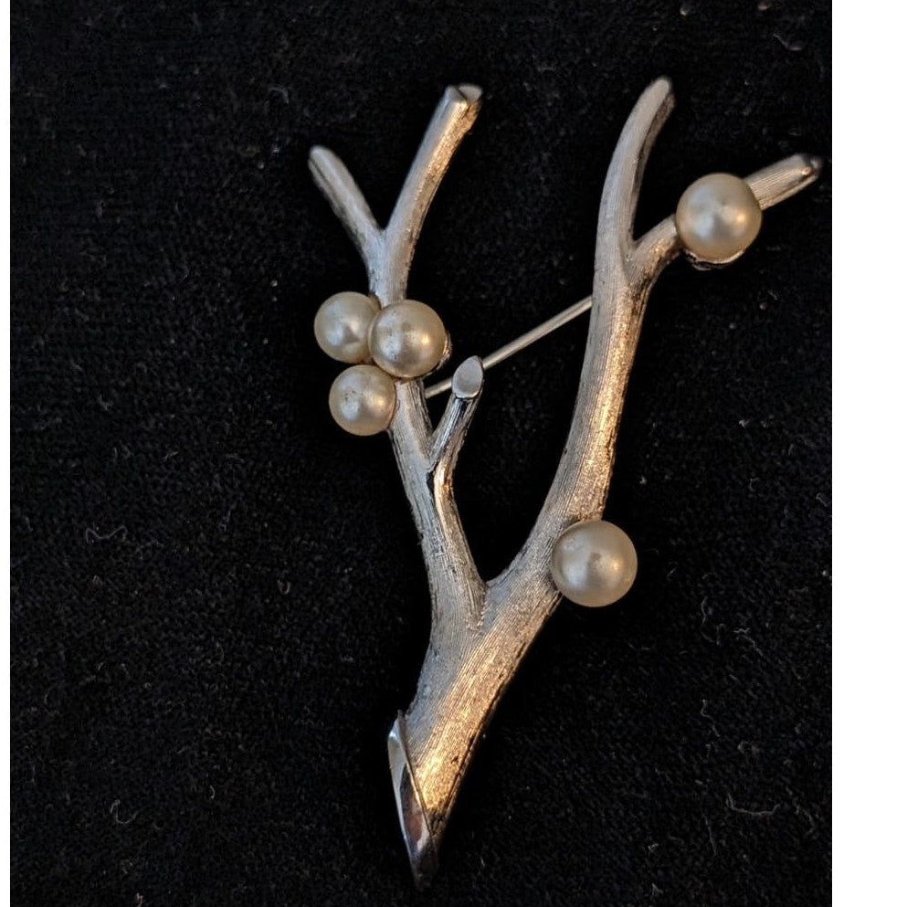 Trifari Signed (Crown Over 'T') Silver Tone Faux Pearl Branch Brooch Rare Find