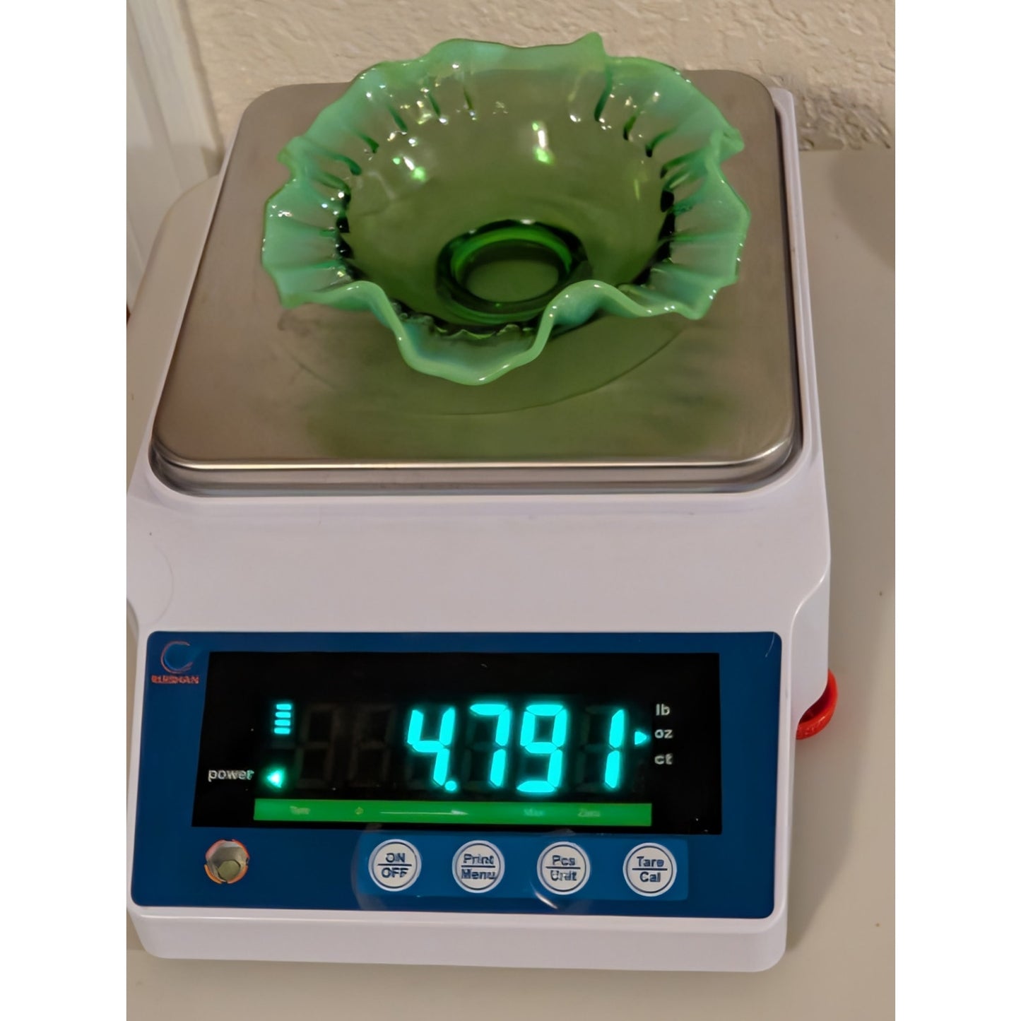 Vintage Green Opalescent Ruffled Edge Fenton Art Glass Bowl -- Read Description