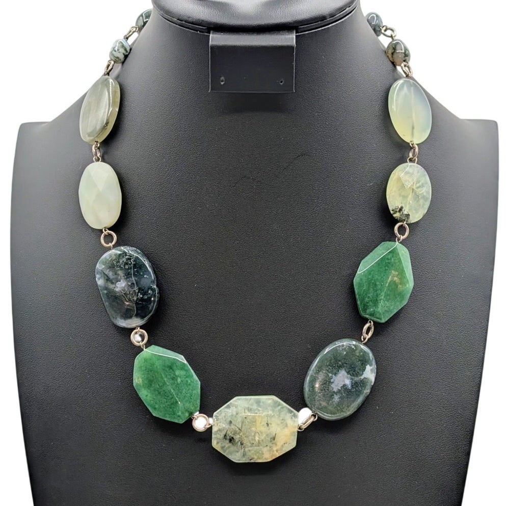 Vintage Semi-Precious Faceted Moss Agate Shades of Green Stone 20"-23" Necklace