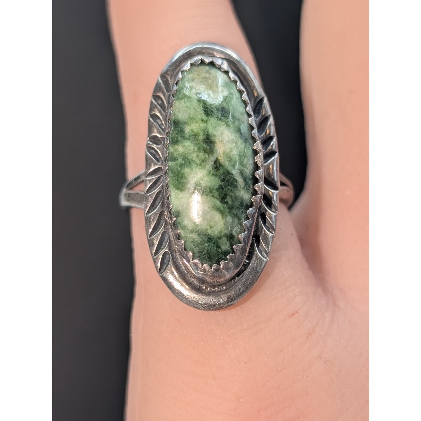 Vtg Southwestern Unmarked 925 Sterling Silver Oblong Green Stone Ring Size 5.25