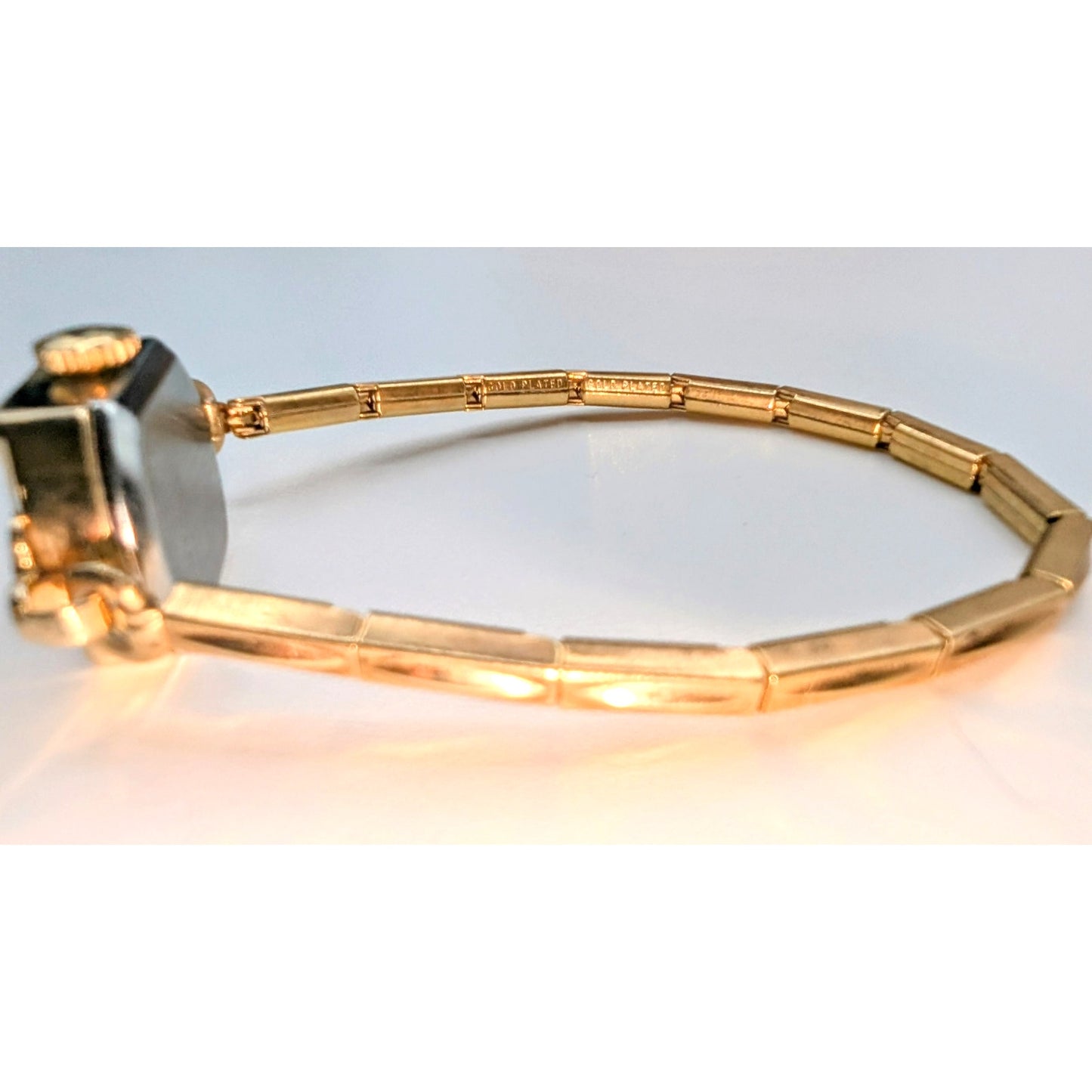 Leon Piradet 21 Jewels Vintage Gold Tone Ladies' Wristwatch