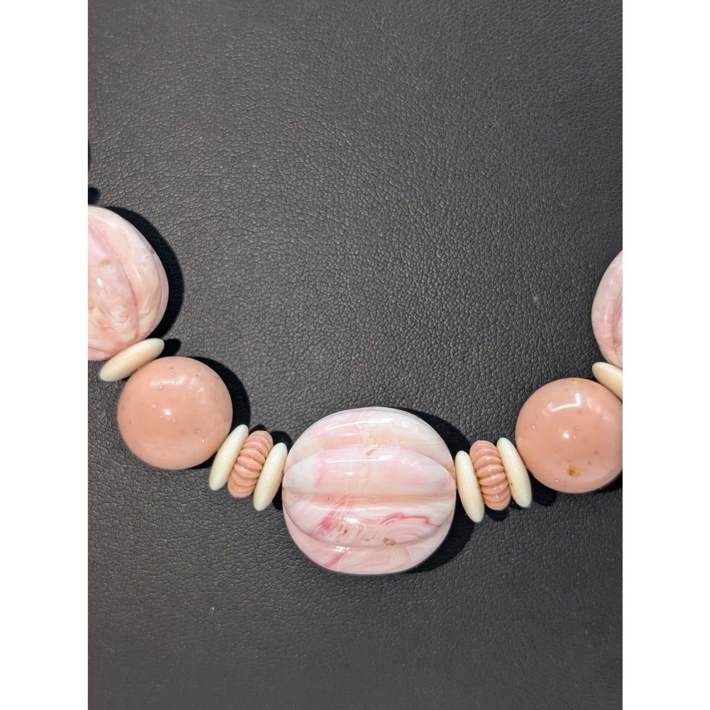Avon VTG 1988 Burst of Spring Pink Cream Dusty Rose Swirl Bead 28.5" Necklace