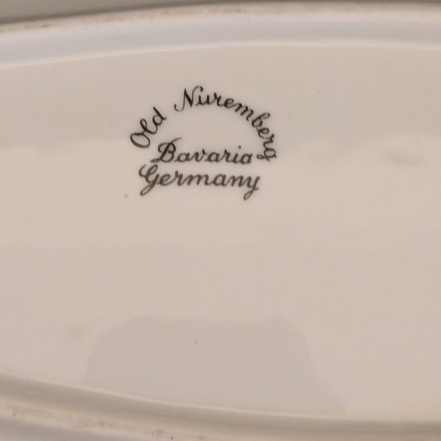 Vintage Old Nuremberg Daisy Pattern Leaf Shape Candy Dish Bavaria Germany