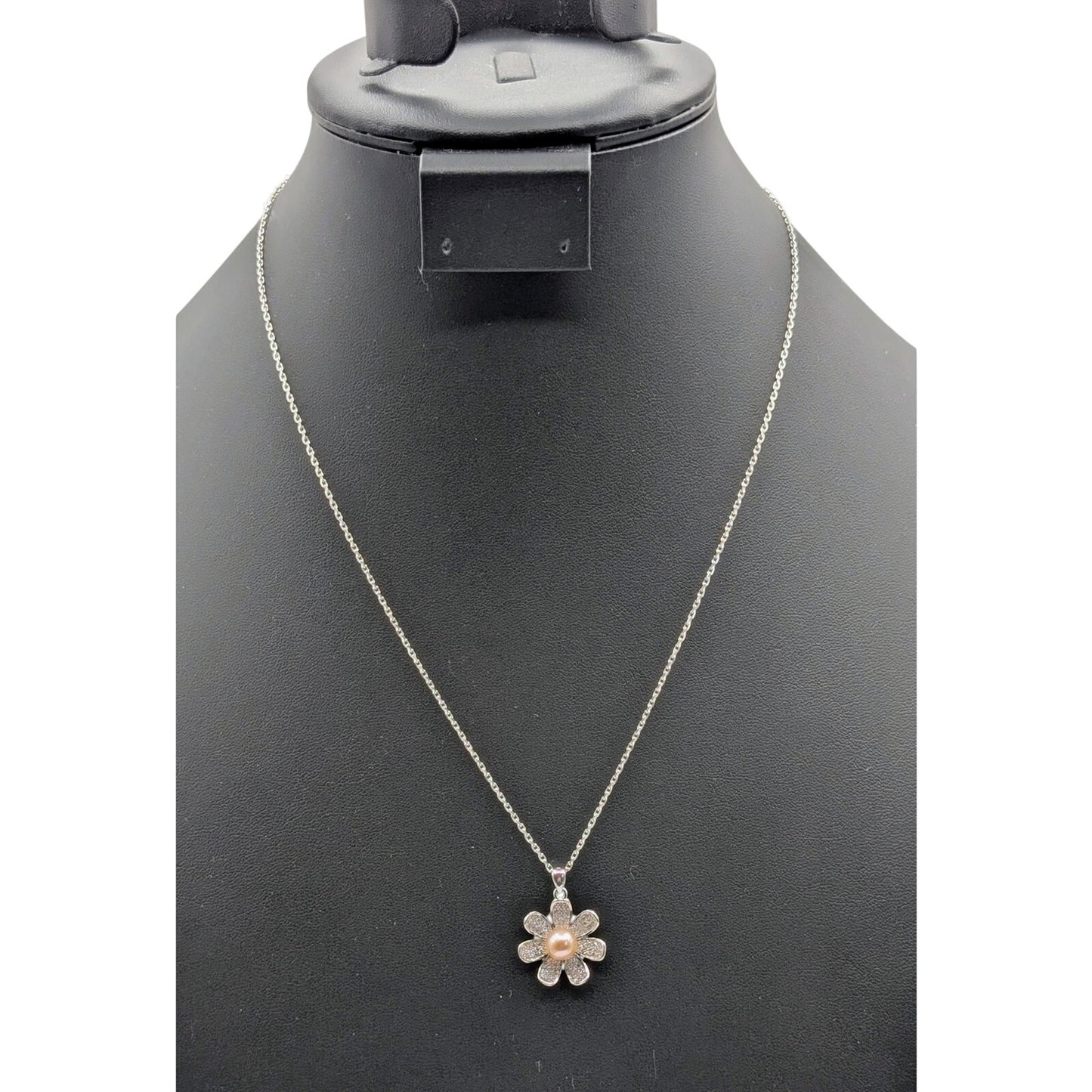 Vantel Pearls 925 Sterling Pearl in CZ Encrusted Flower Pendant Chain Necklace