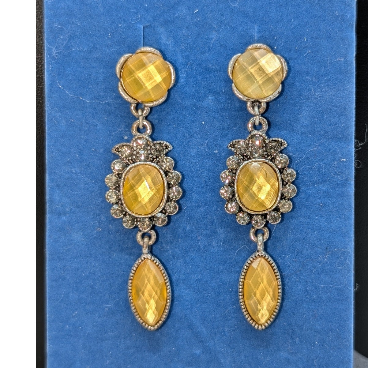 Vintage Avon & Pierre Veritable Silver Tone Clip On Earrings NWT
