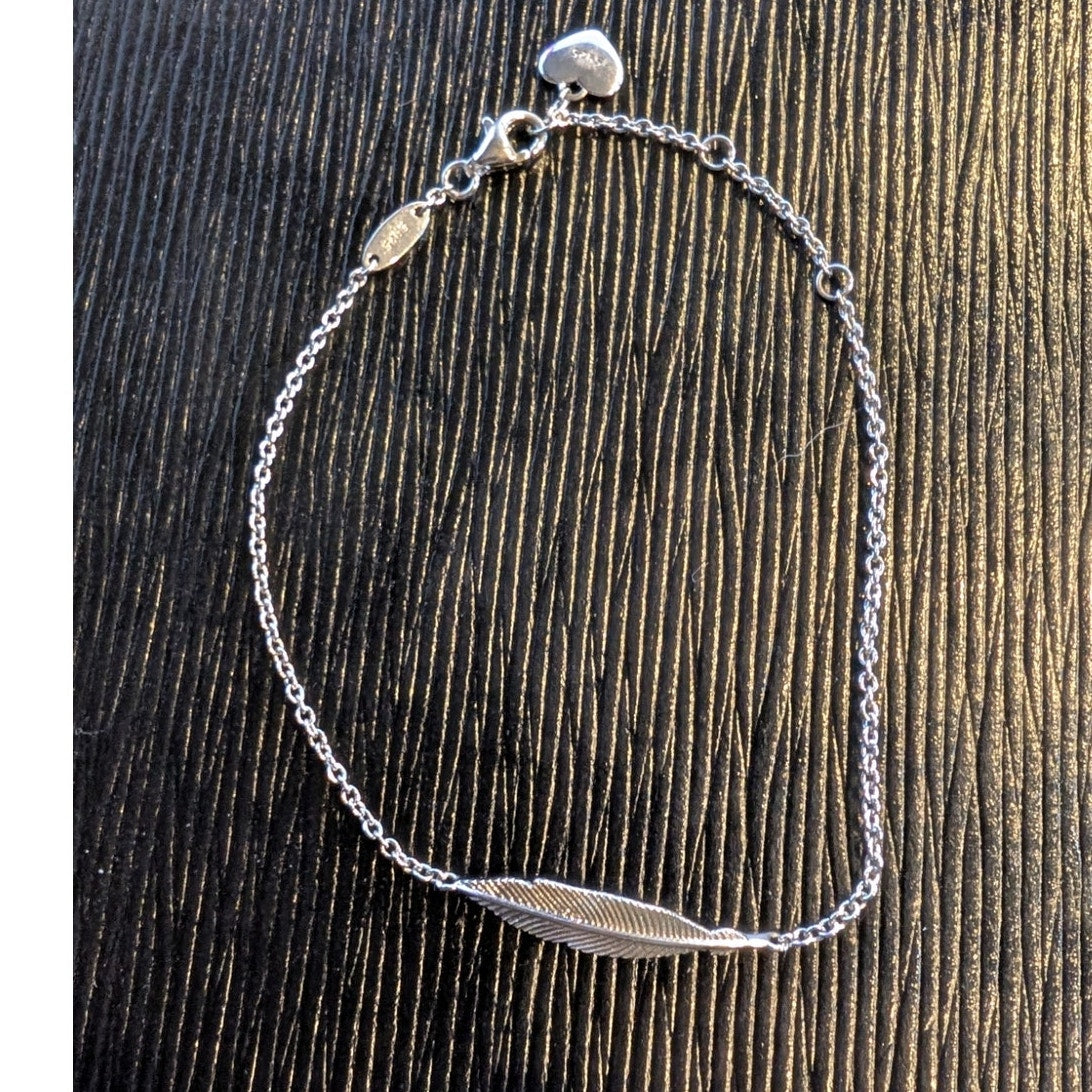 Amor Aime 925 Sterling Silver Feather Bracelet